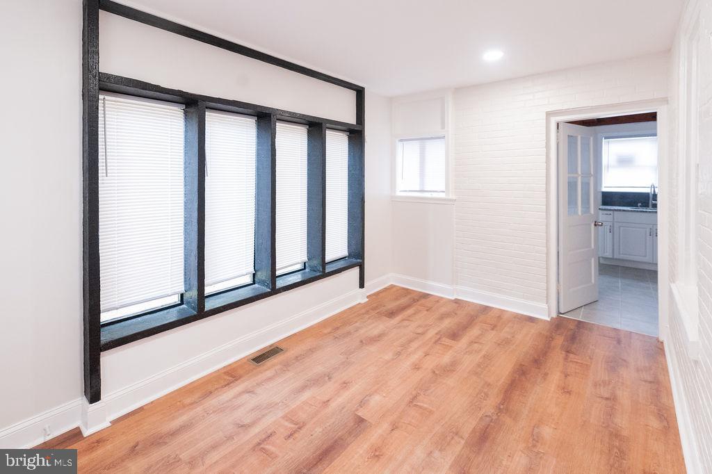 COBBS CREEK - Residential Lease