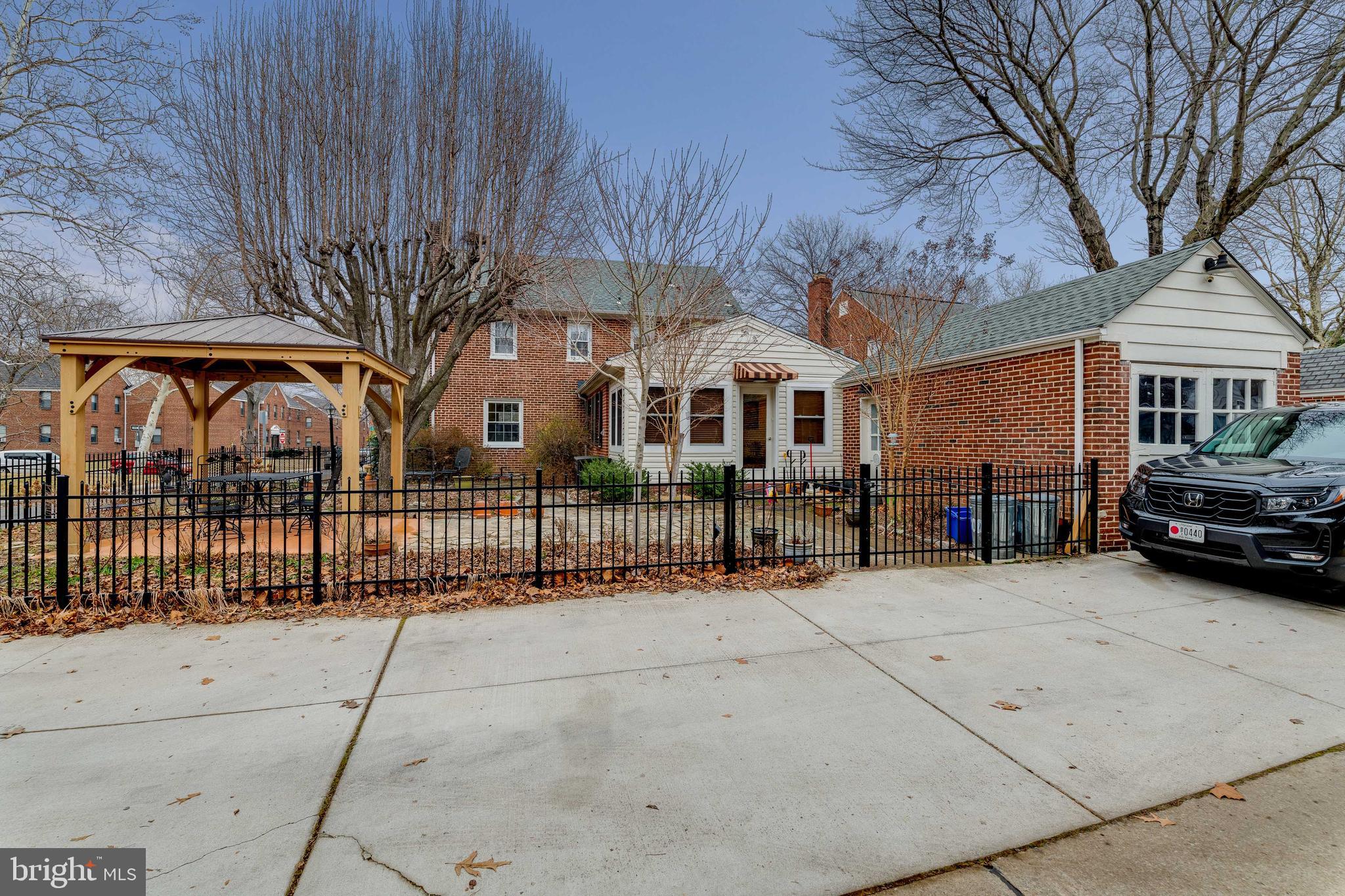 DUNDALK HIGHLANDS - Residential