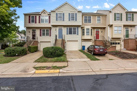 14720 Grobie Pond Lane, Centreville, VA MLS: VAFX2340760