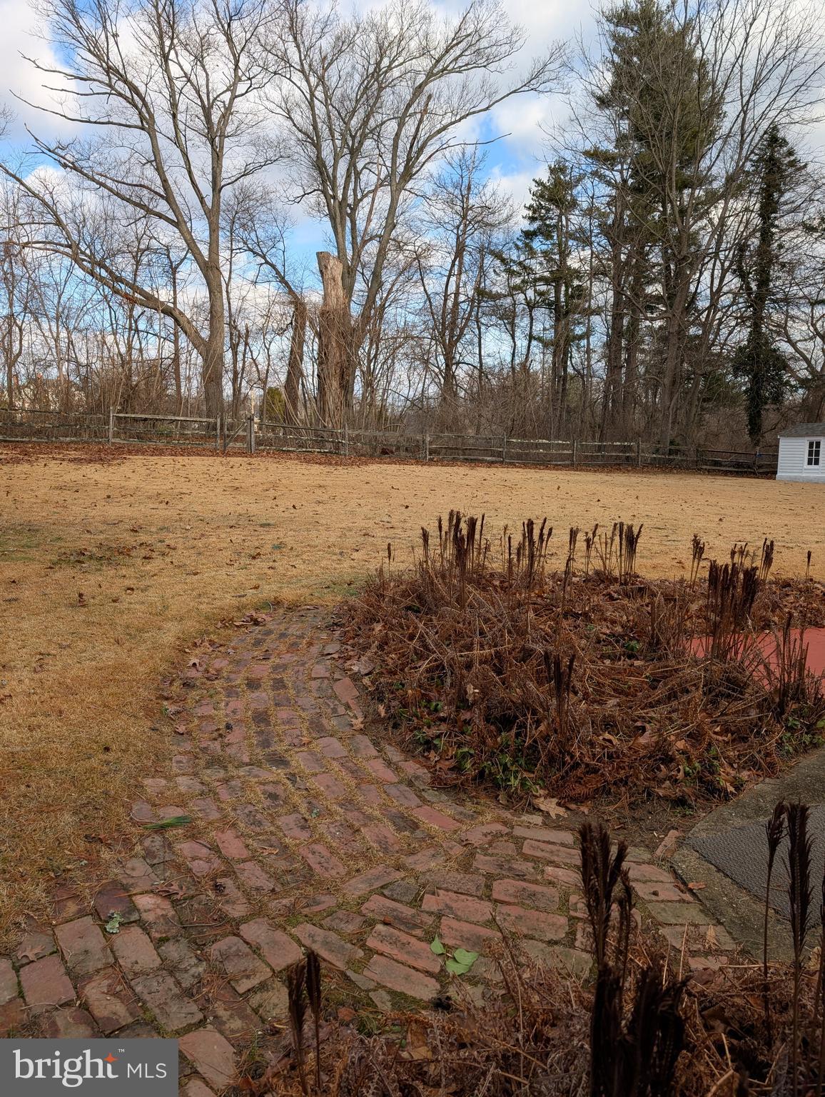 SUGARPOINTE - Residential