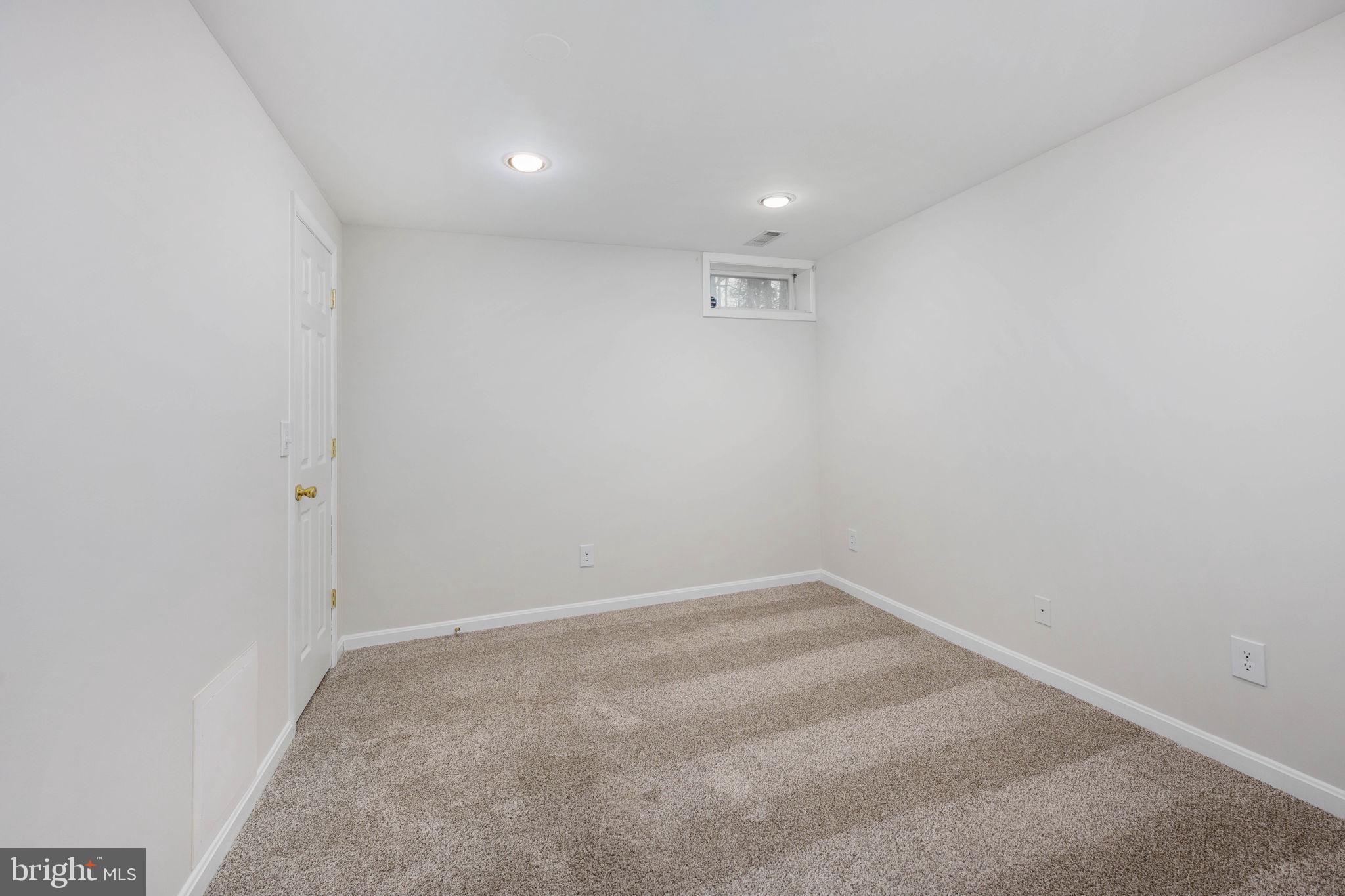 SPRING LAKE FARM - Residential