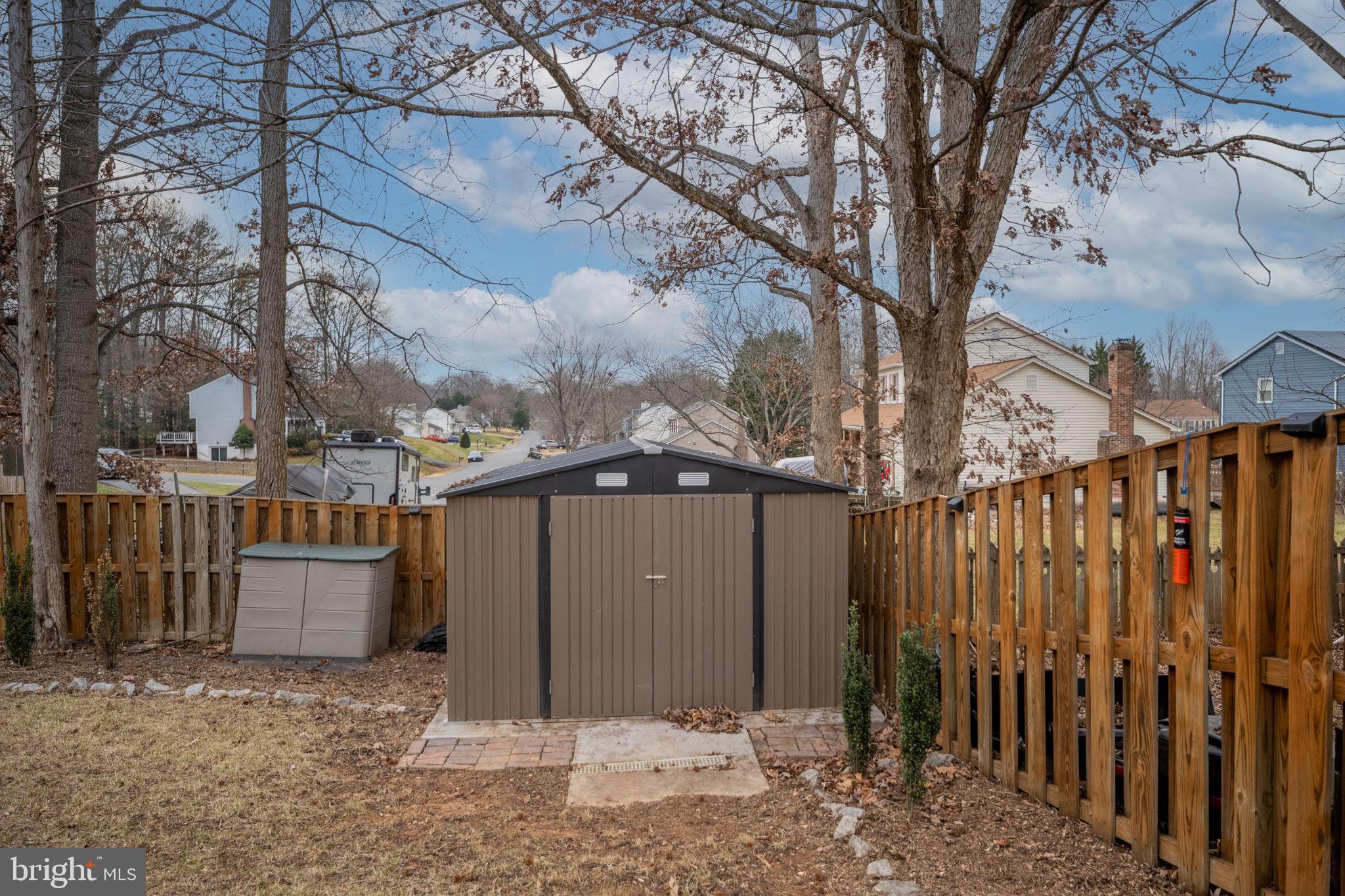 SPRING LAKE FARM - Residential