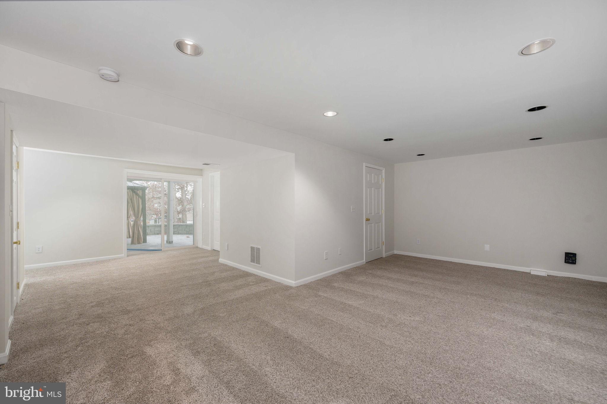 SPRING LAKE FARM - Residential