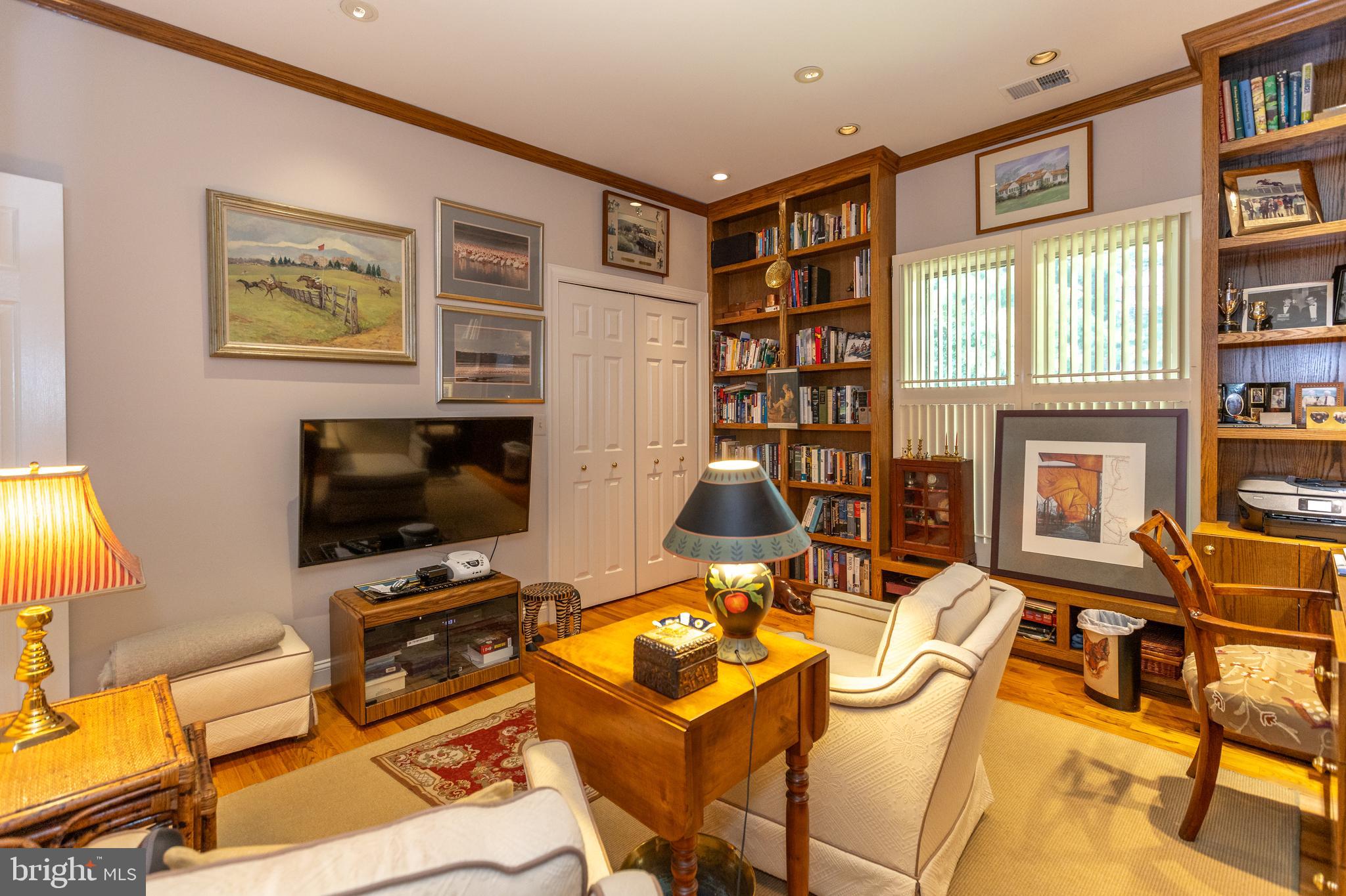 SEMINARY SPRINGS - Residential