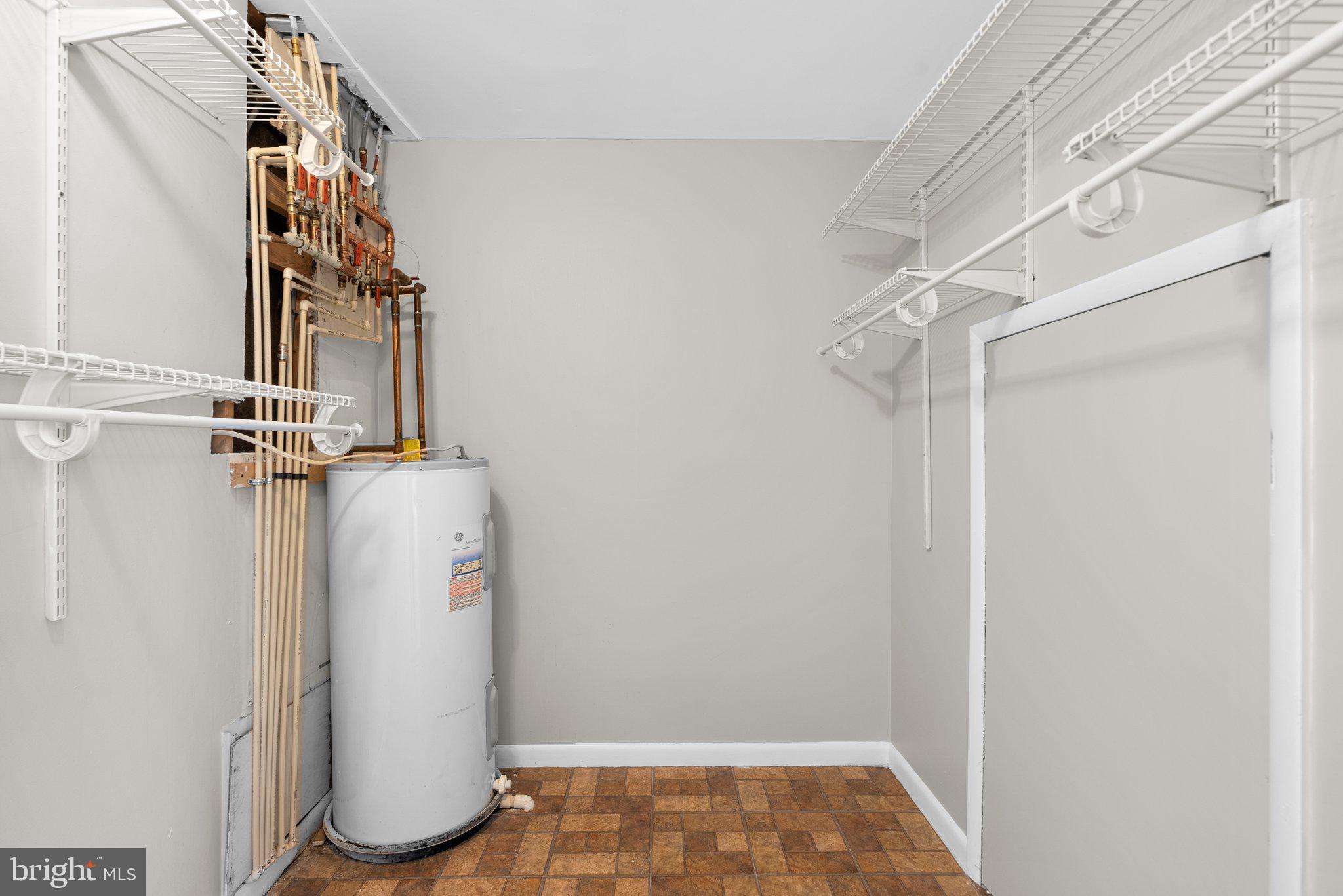 ASPEN FOREST II - Residential