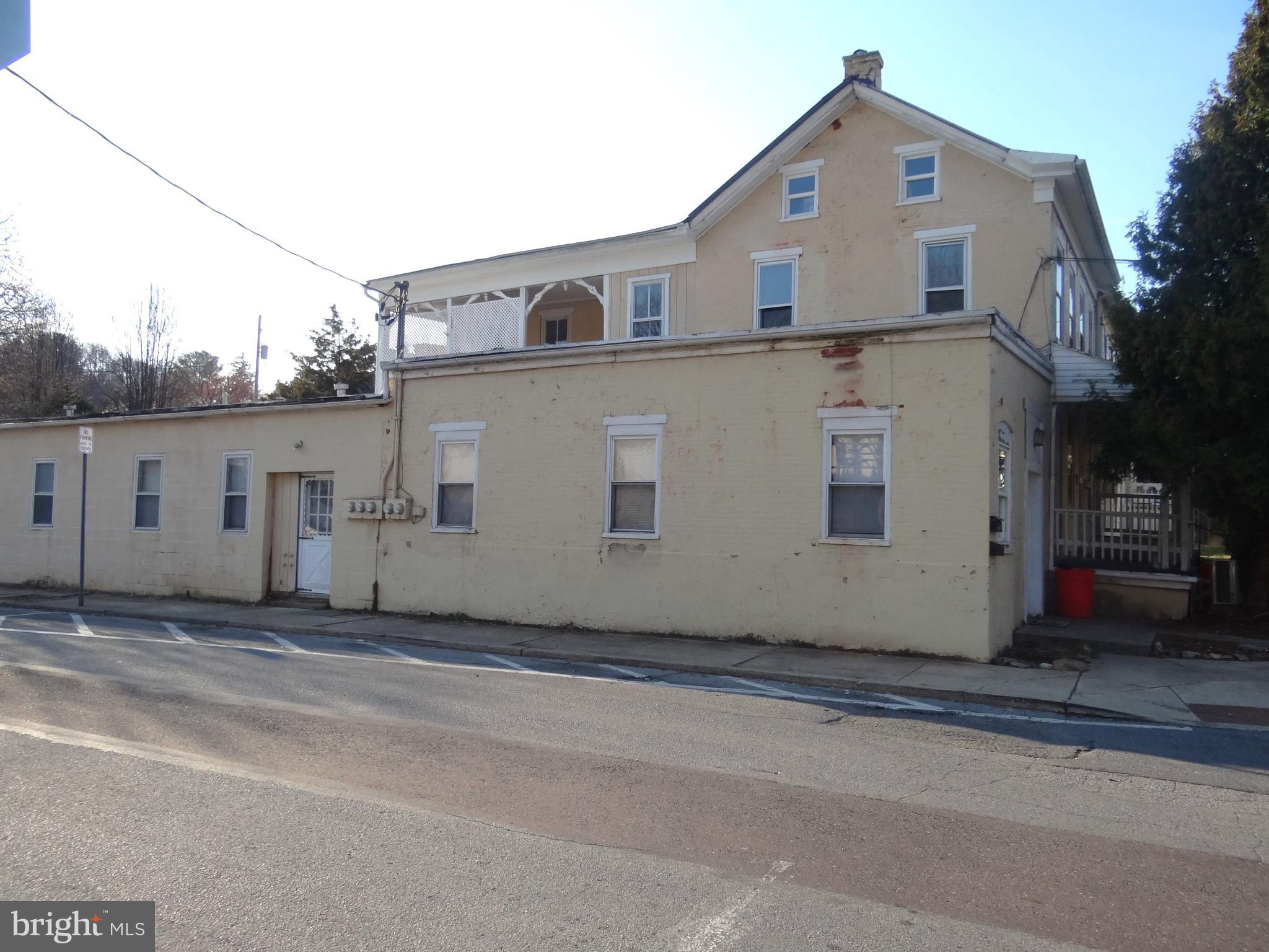 MOHNTON - Residential Lease