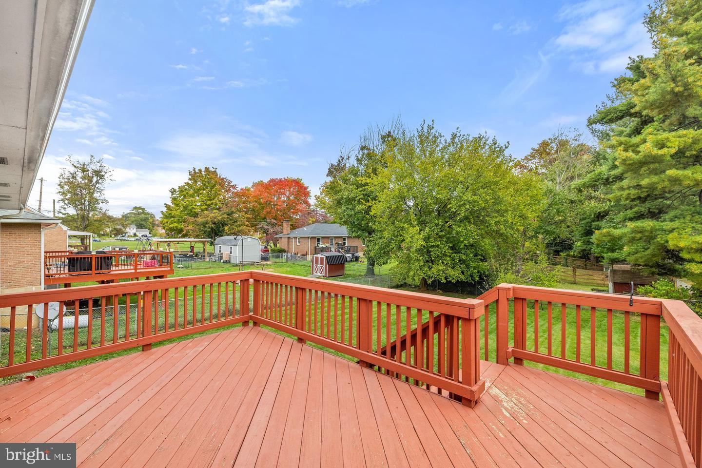 OVERLOOK PARK - Residential