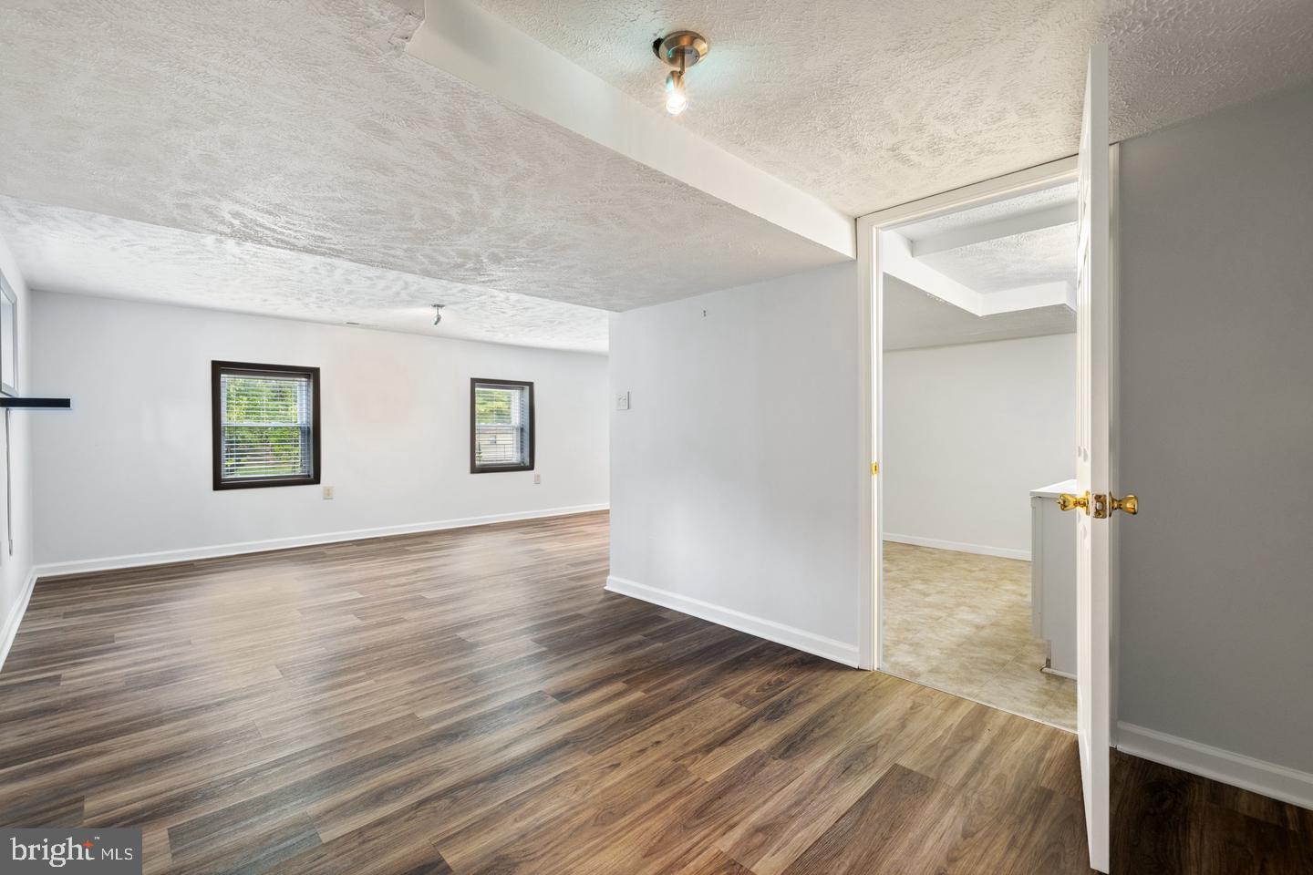 OVERLOOK PARK - Residential