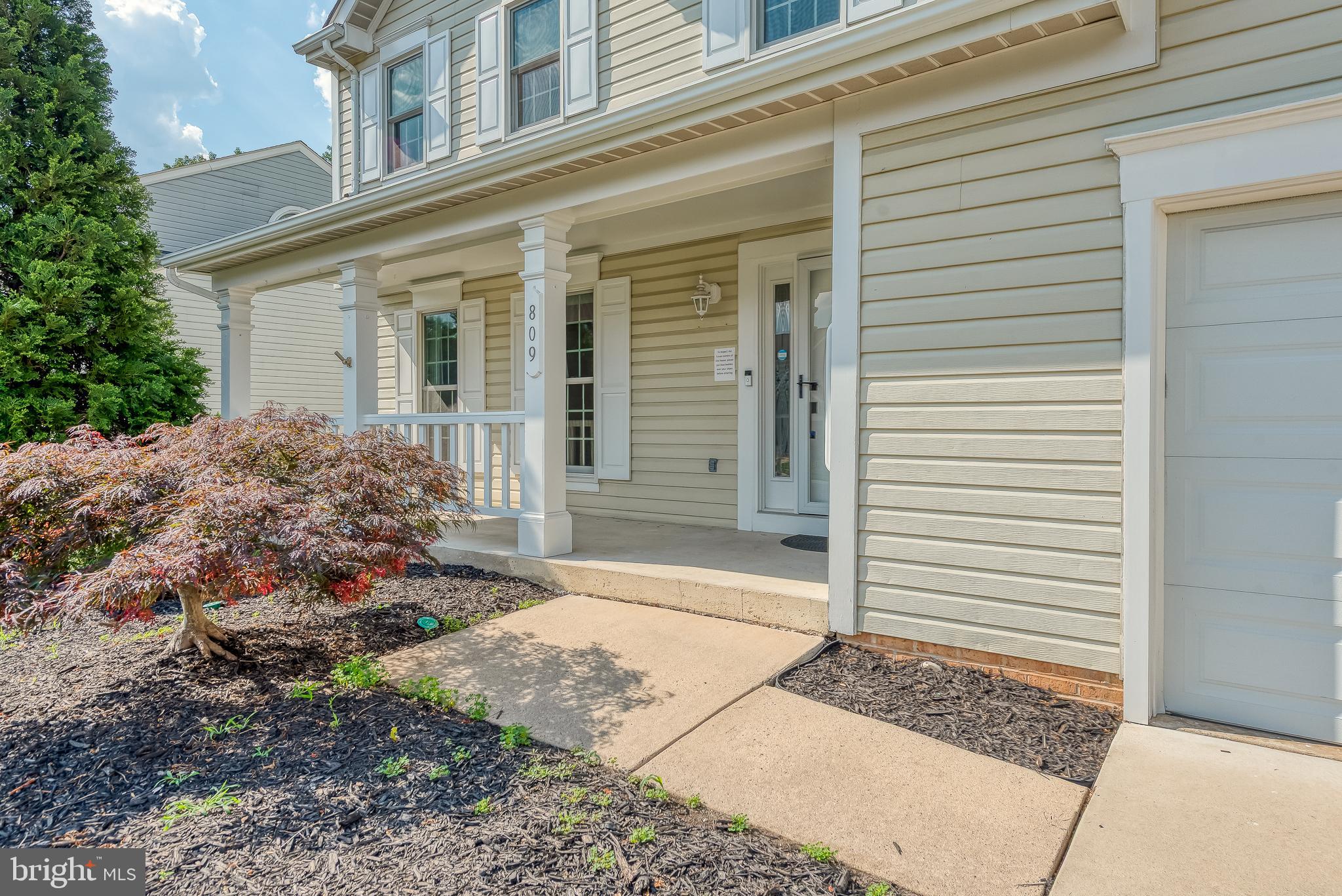 809 PEPPARD DRIVE
