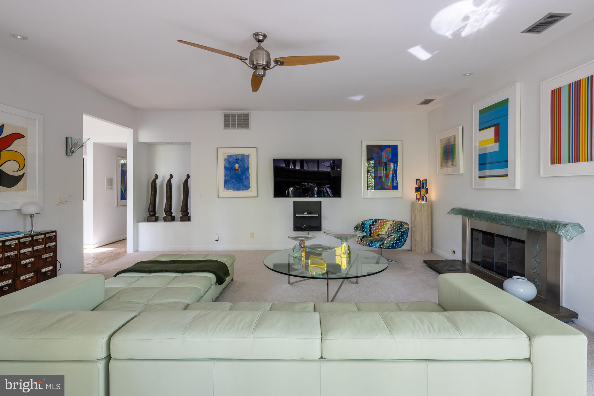 FAIRFAX STATION - Residential