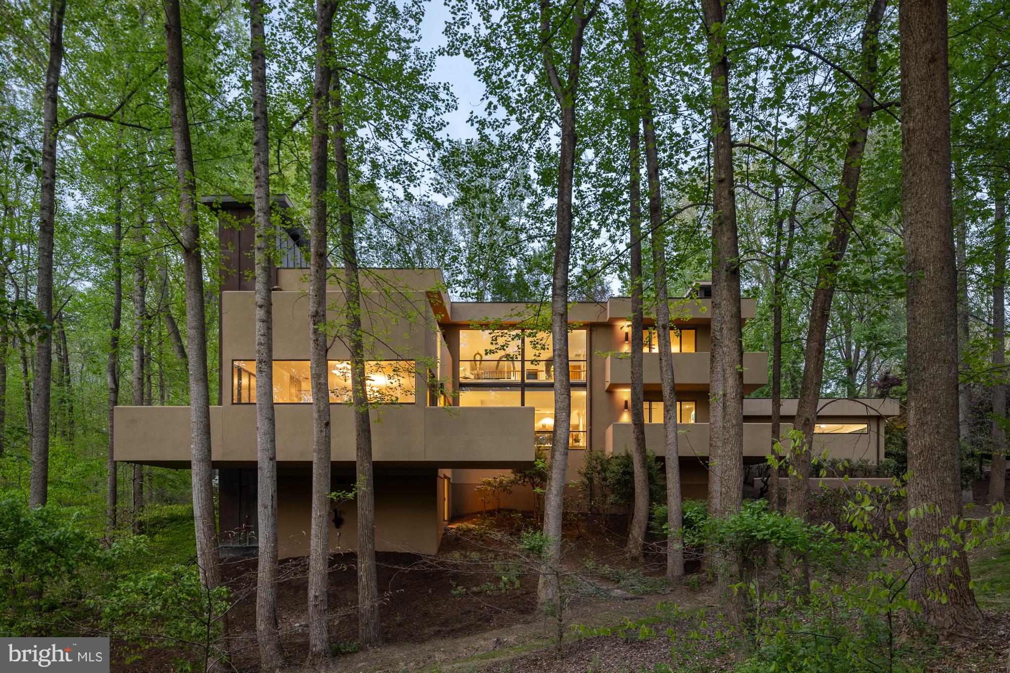 11604 FAIRFAX STATION ROAD