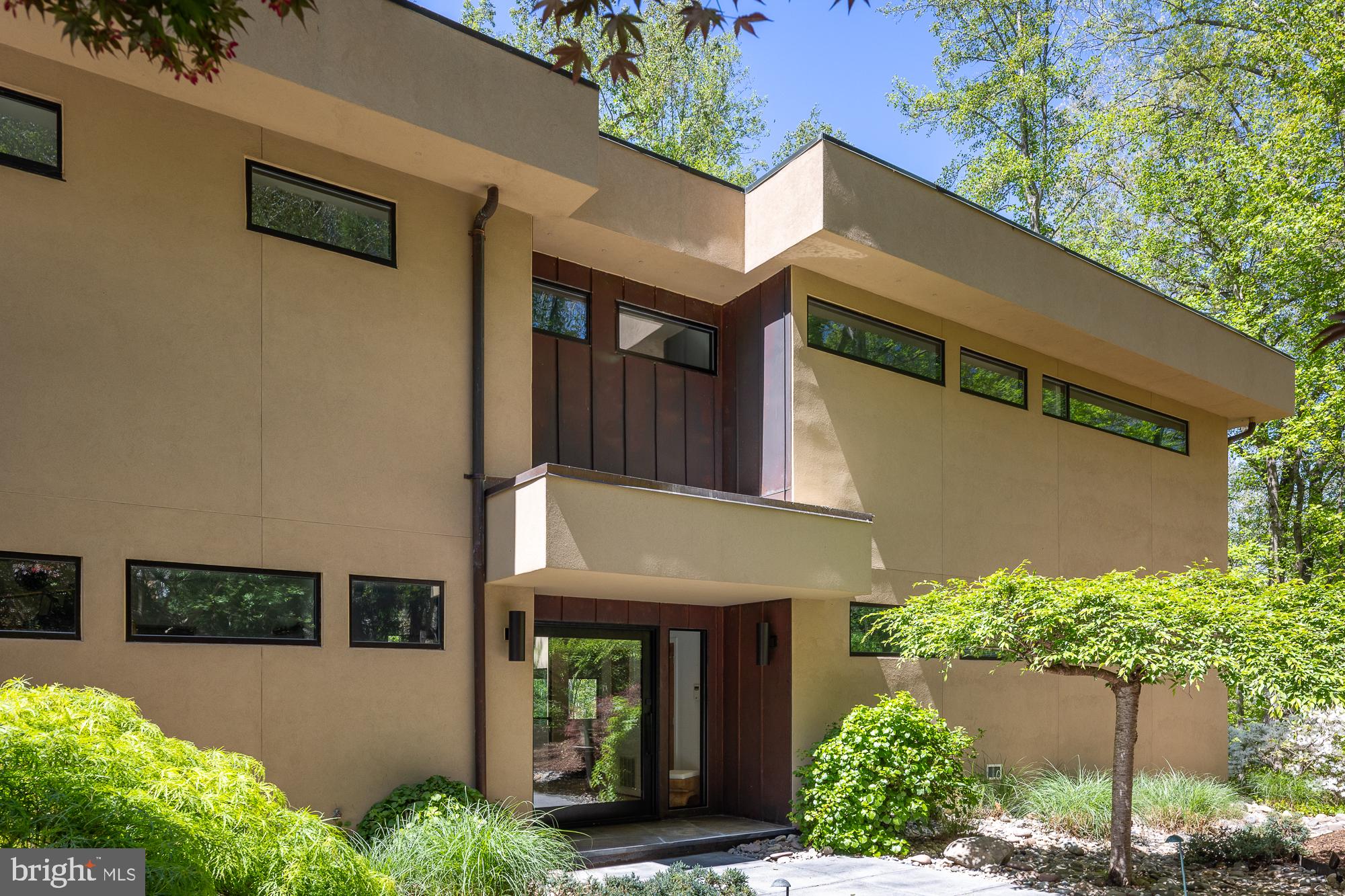 FAIRFAX STATION - Residential