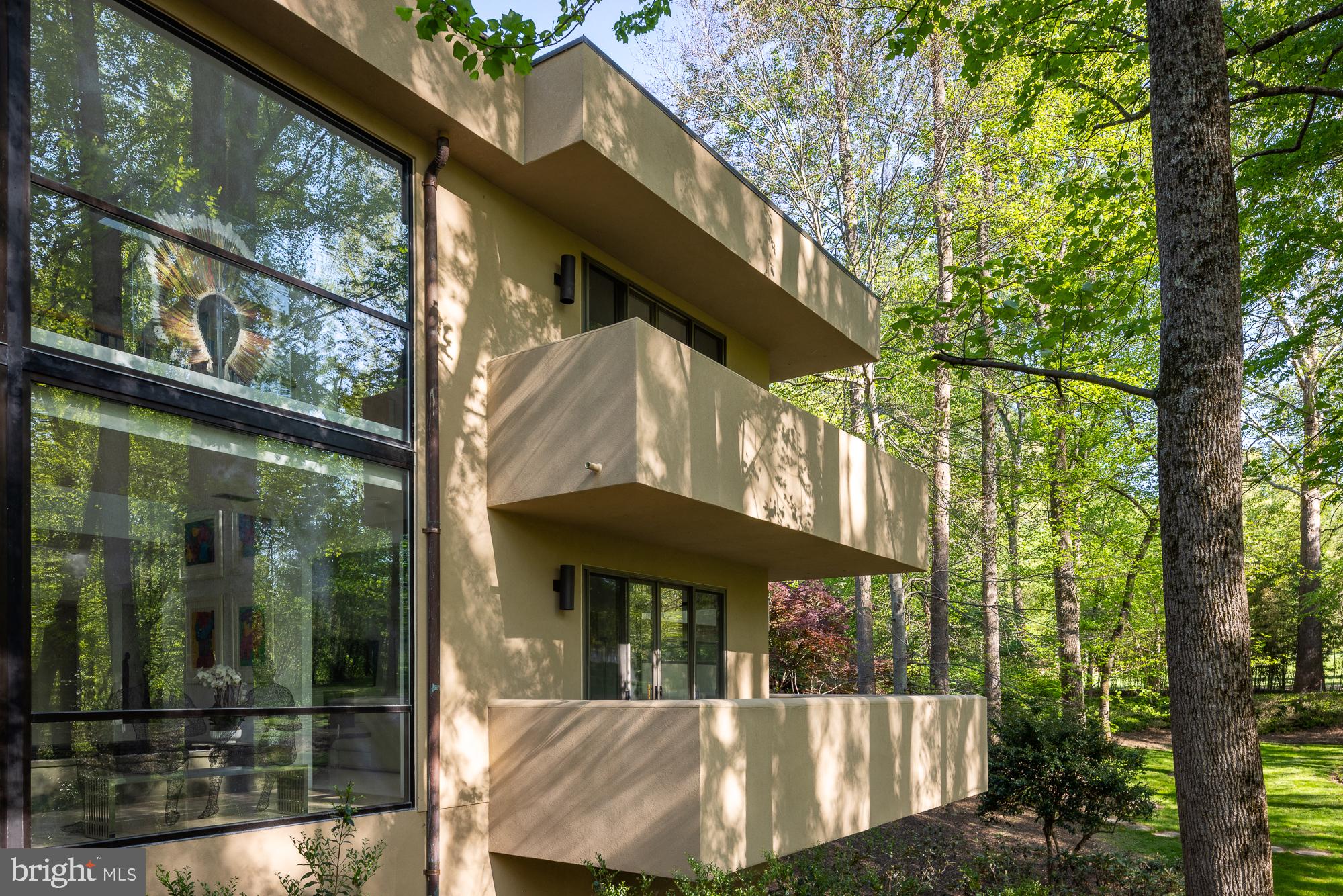 FAIRFAX STATION - Residential