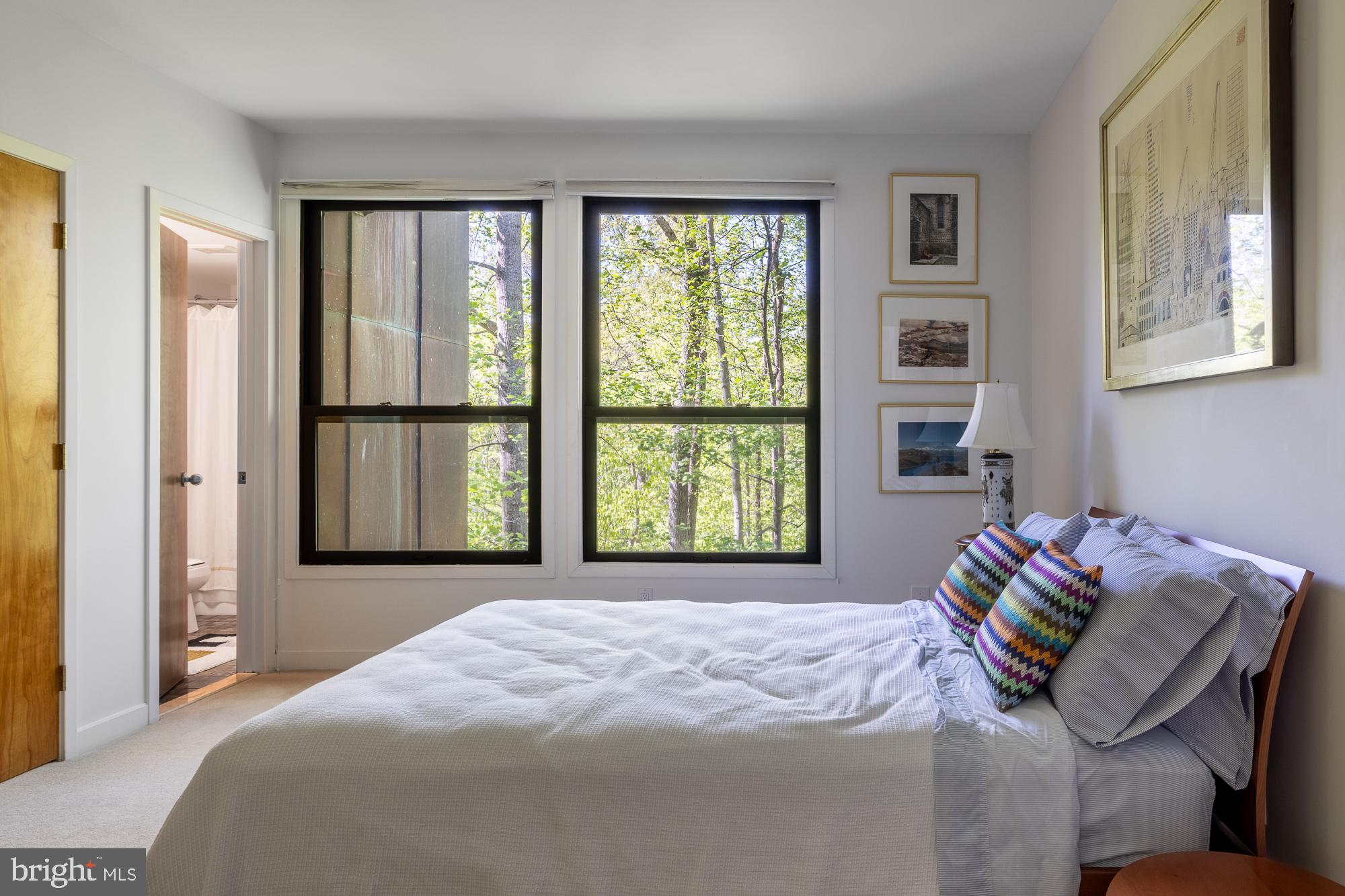 FAIRFAX STATION - Residential