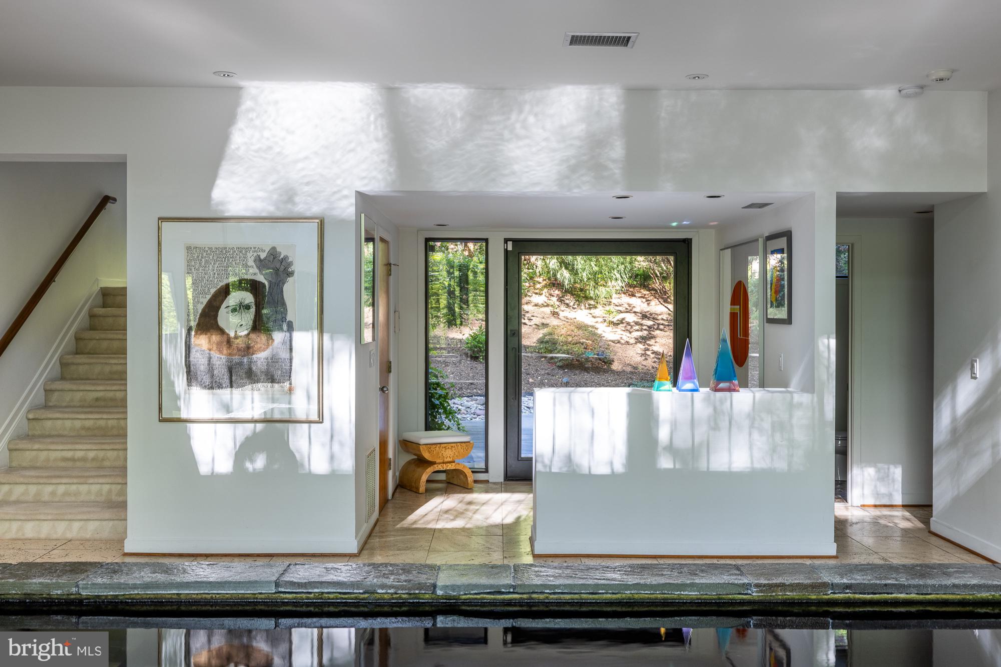 FAIRFAX STATION - Residential