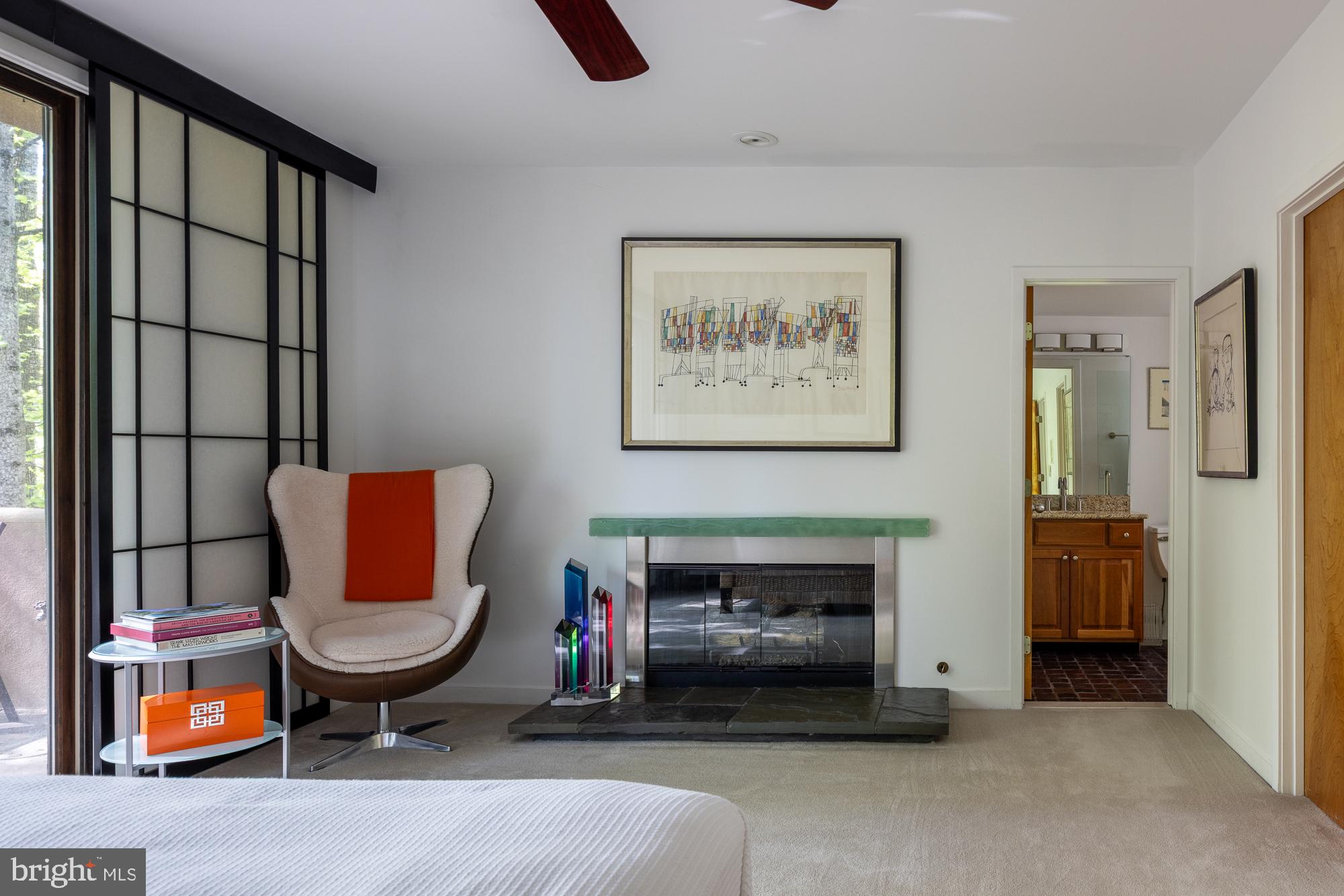 FAIRFAX STATION - Residential