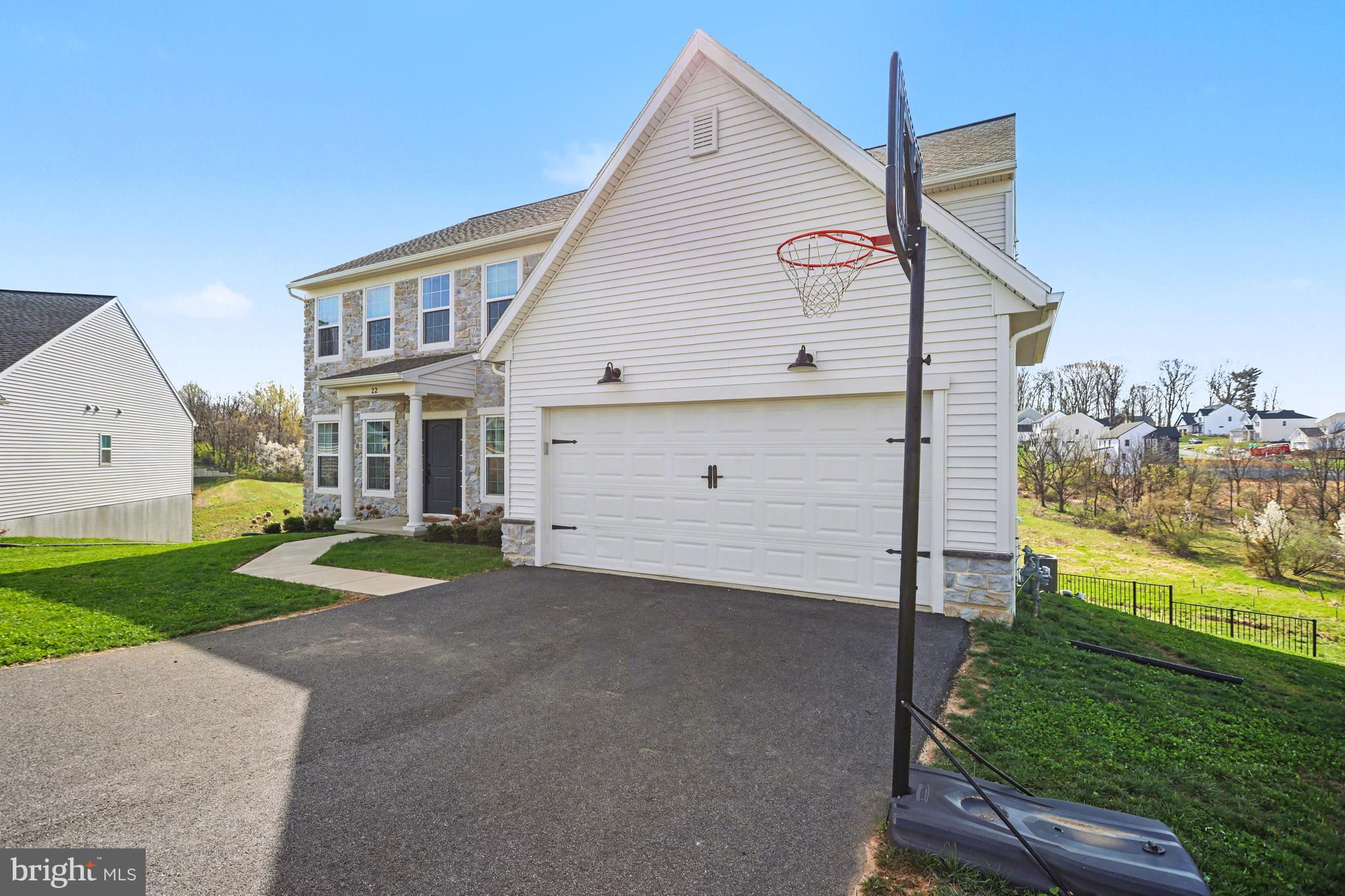 22 WALTON HILL CIRCLE