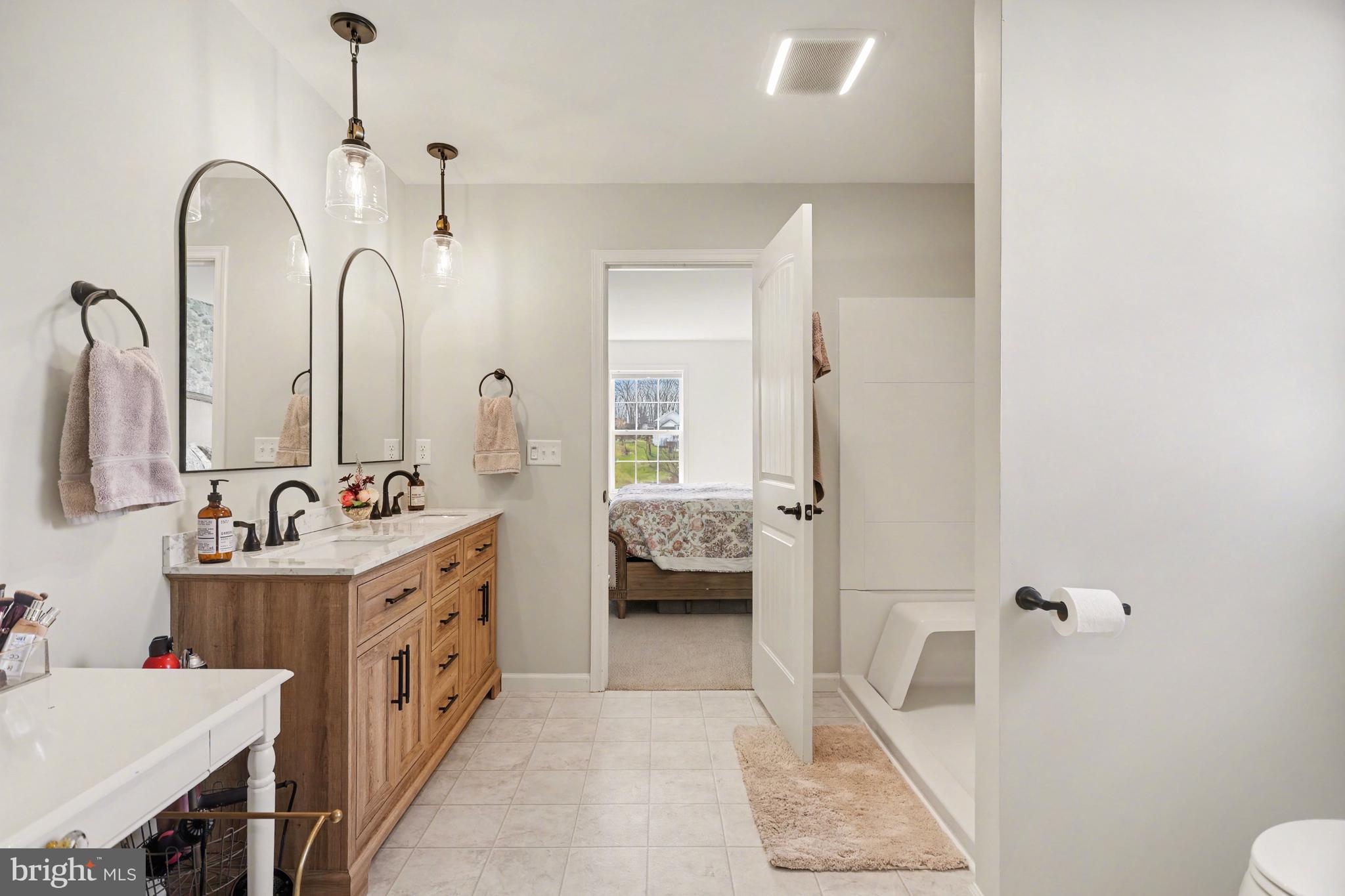 WARWICK TWP - Residential