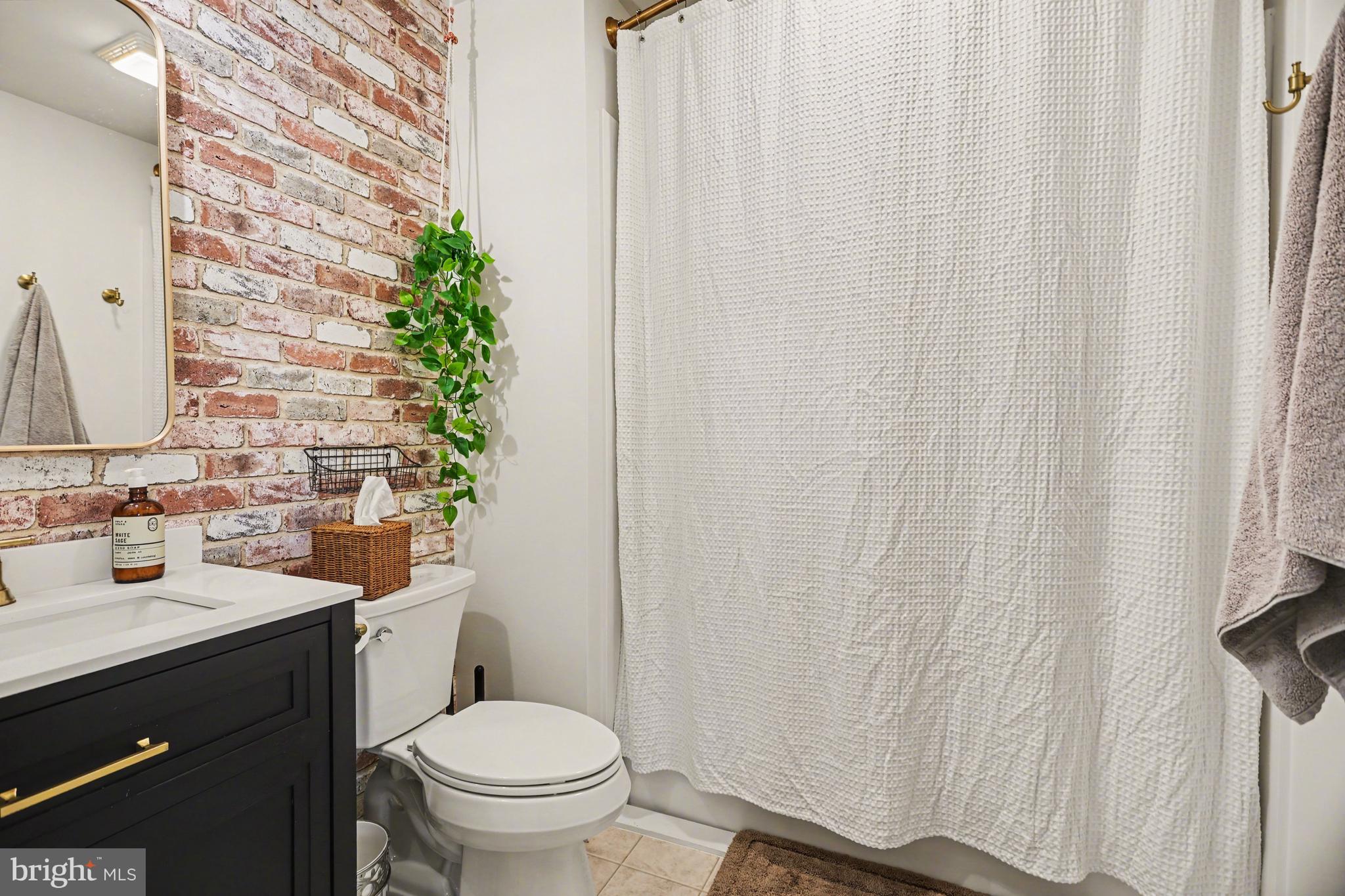 WARWICK TWP - Residential