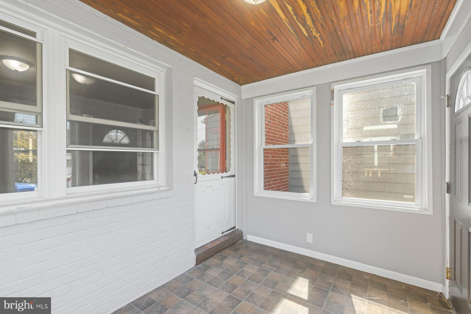 2754 MOORGATE ROAD