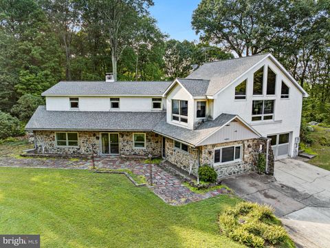 38 LUTZ ROAD BOYERTOWN PA 19512