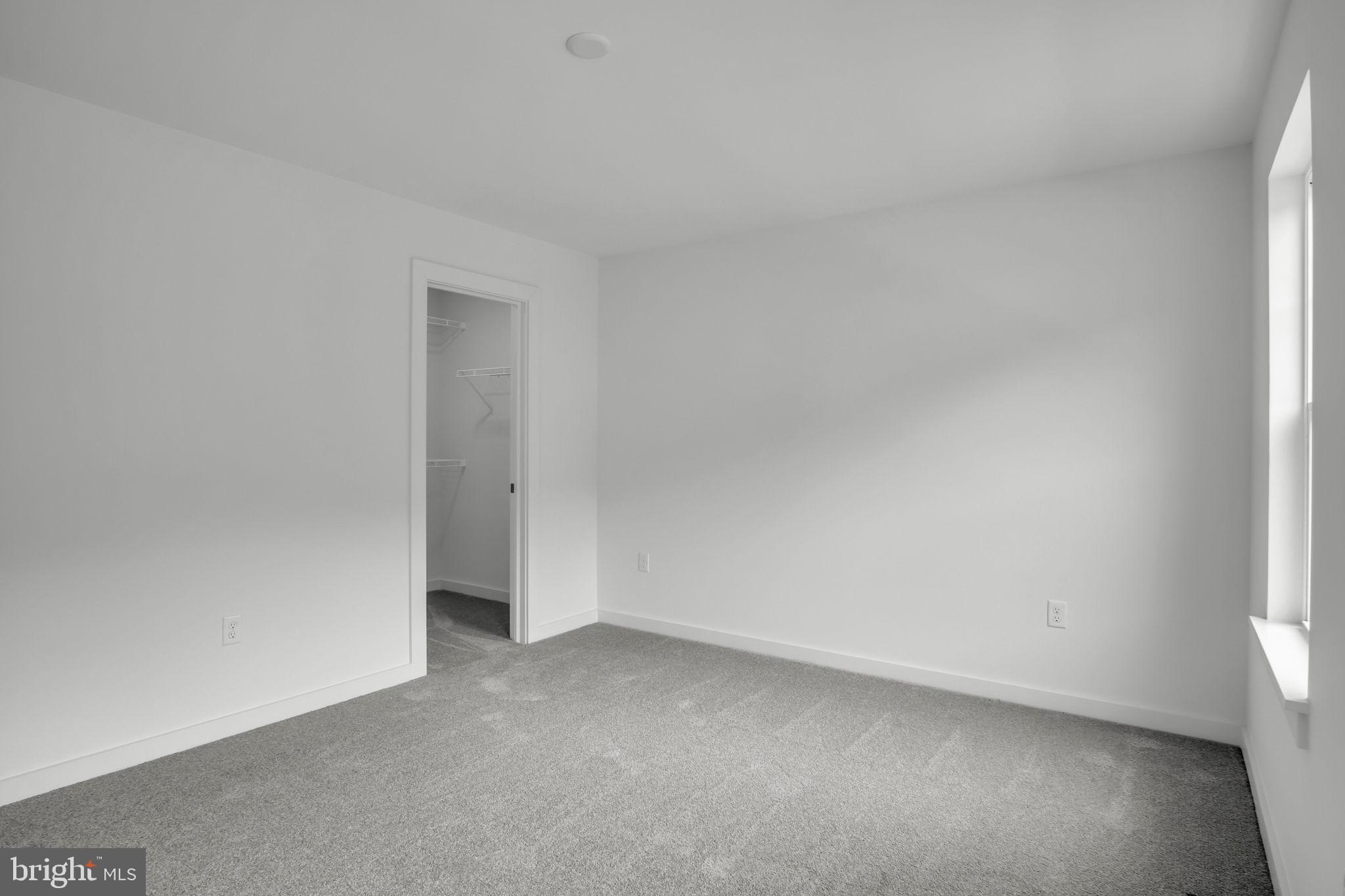 ROCKVILLE ESTATES - Residential