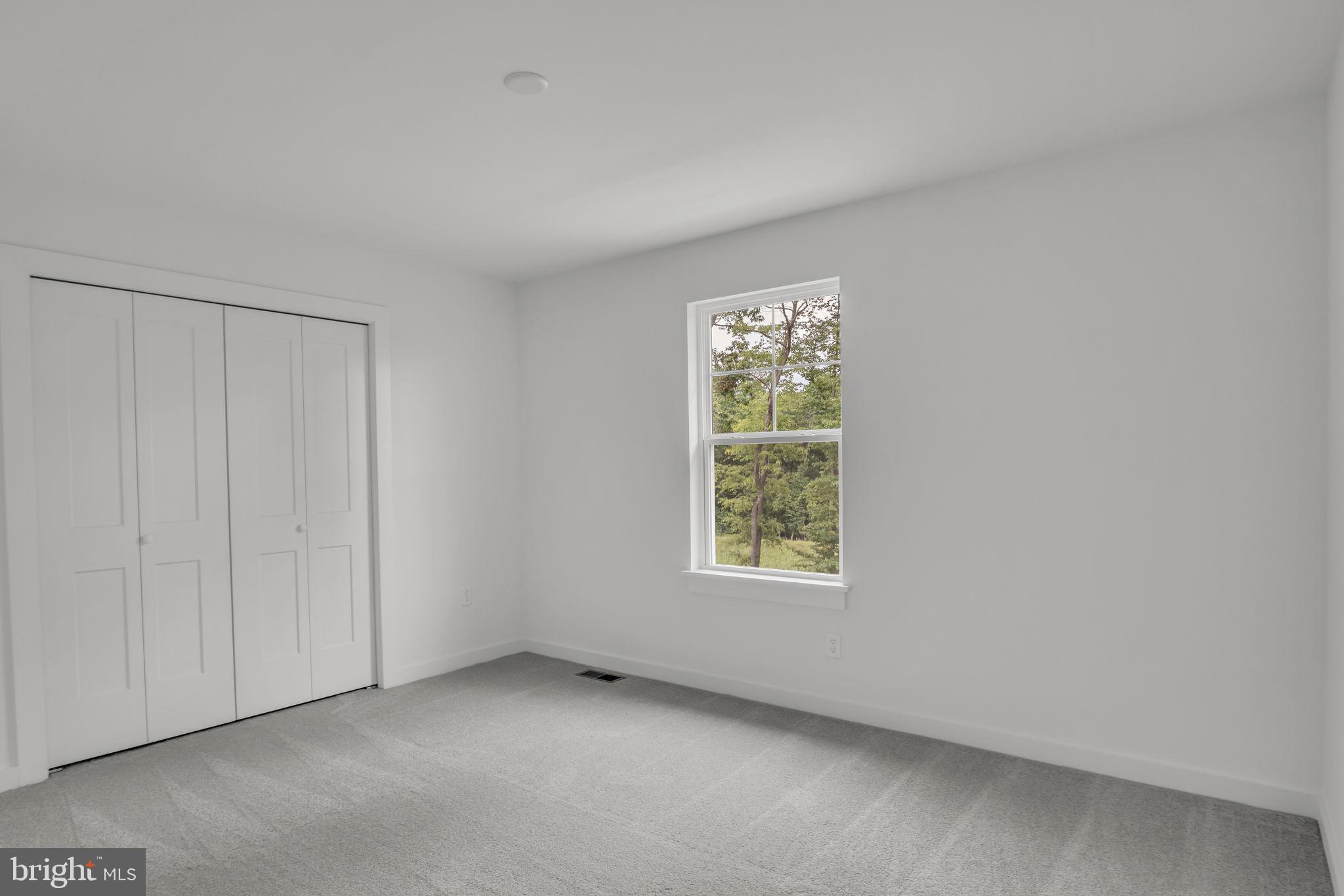 ROCKVILLE ESTATES - Residential