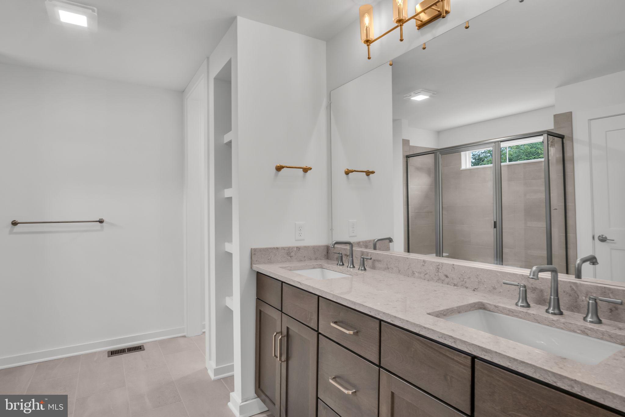 ROCKVILLE ESTATES - Residential