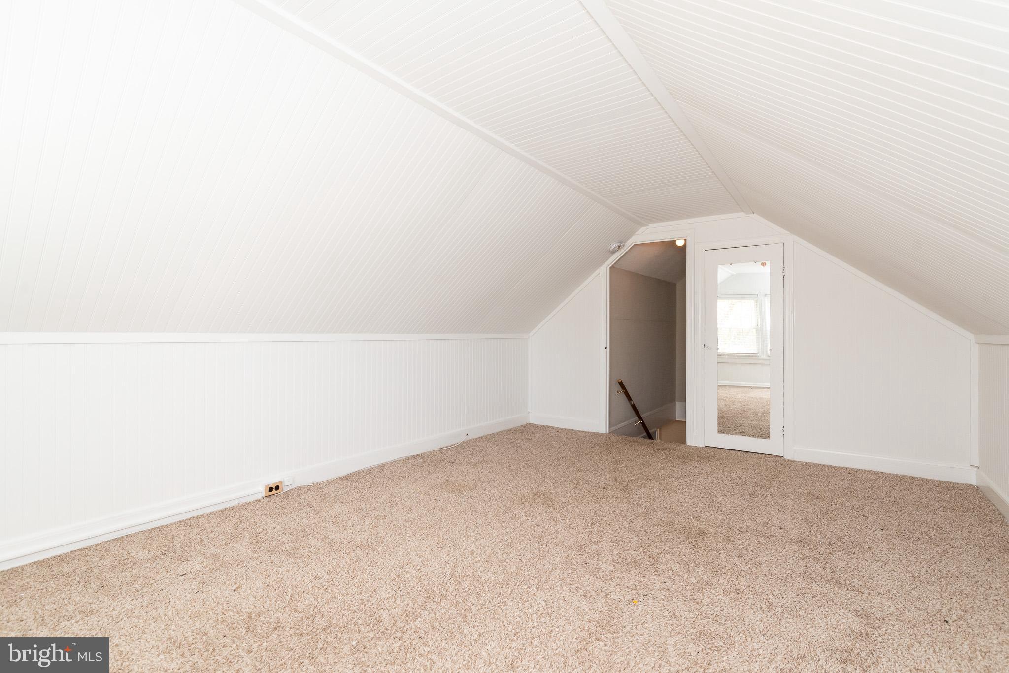 ROSEDALE - Residential