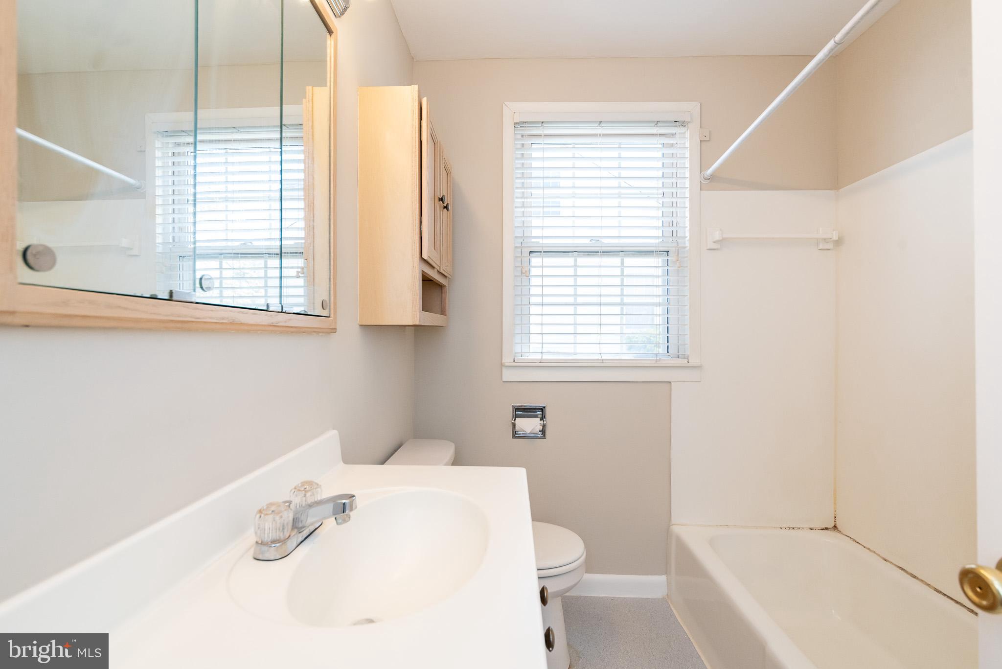 ROSEDALE - Residential