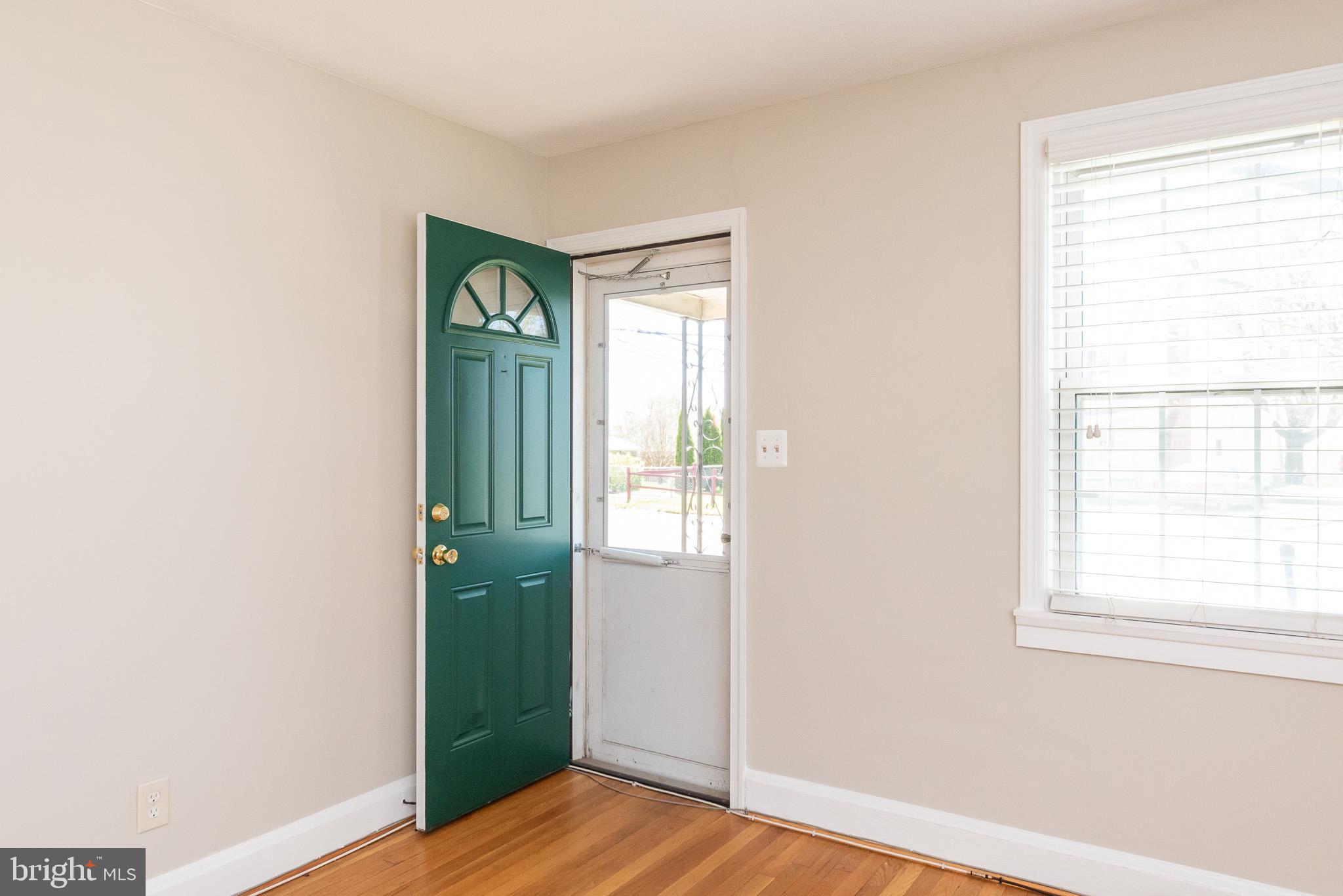 ROSEDALE - Residential