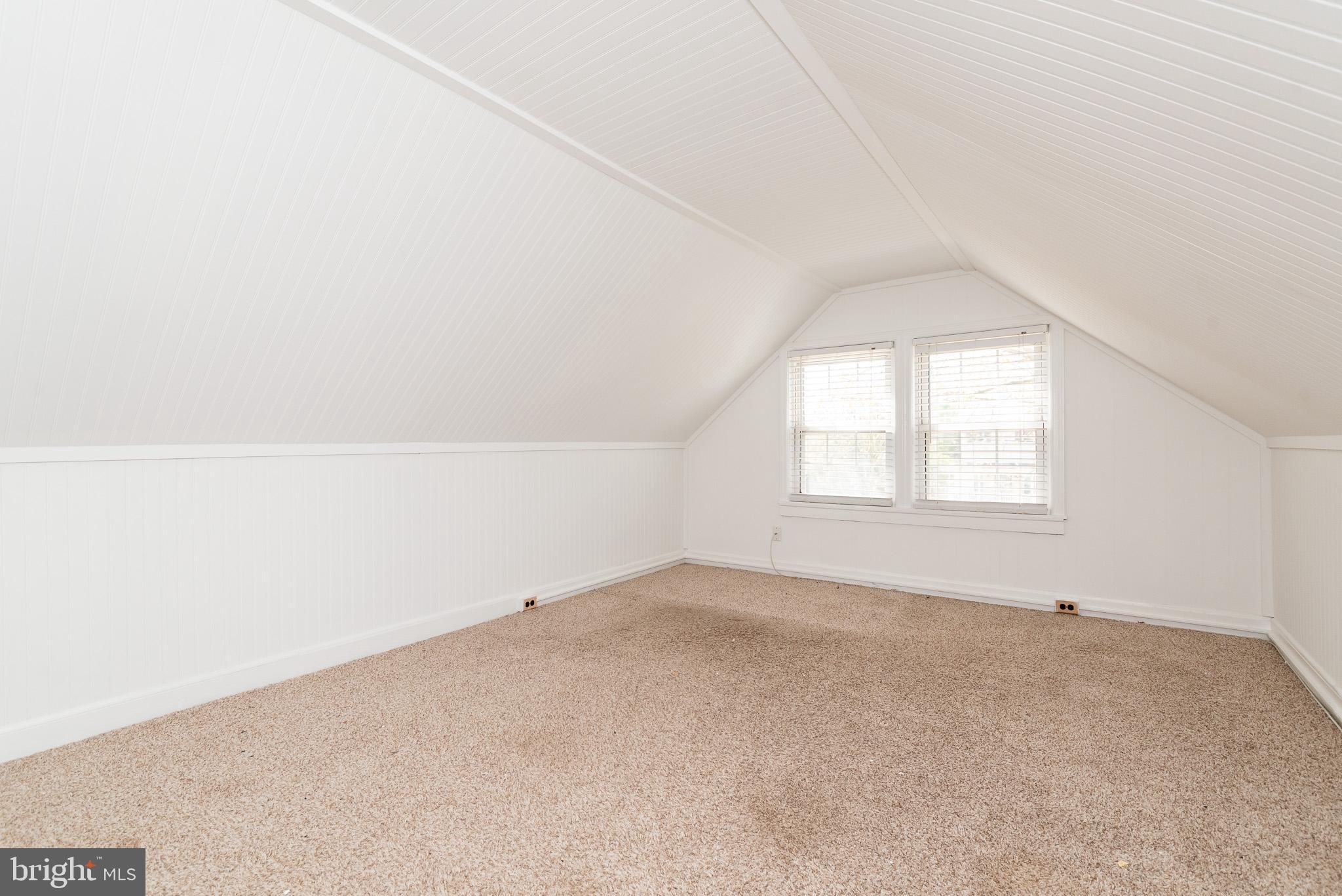 ROSEDALE - Residential