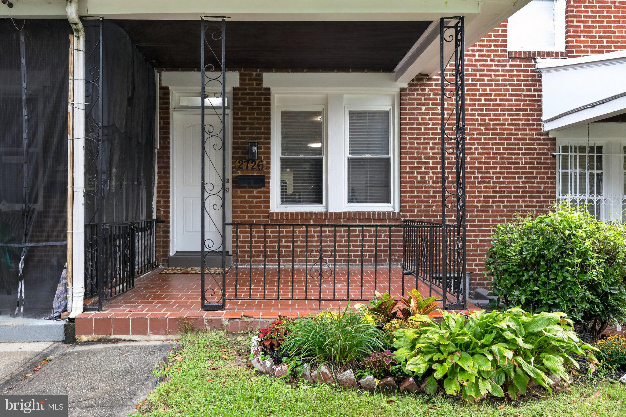 2726 ELLICOTT DRIVEWAY