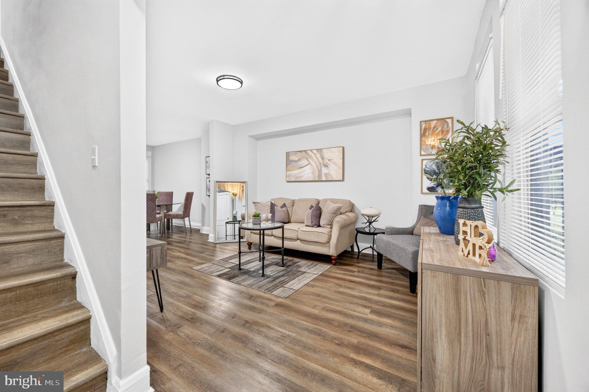 2726 ELLICOTT DRIVEWAY