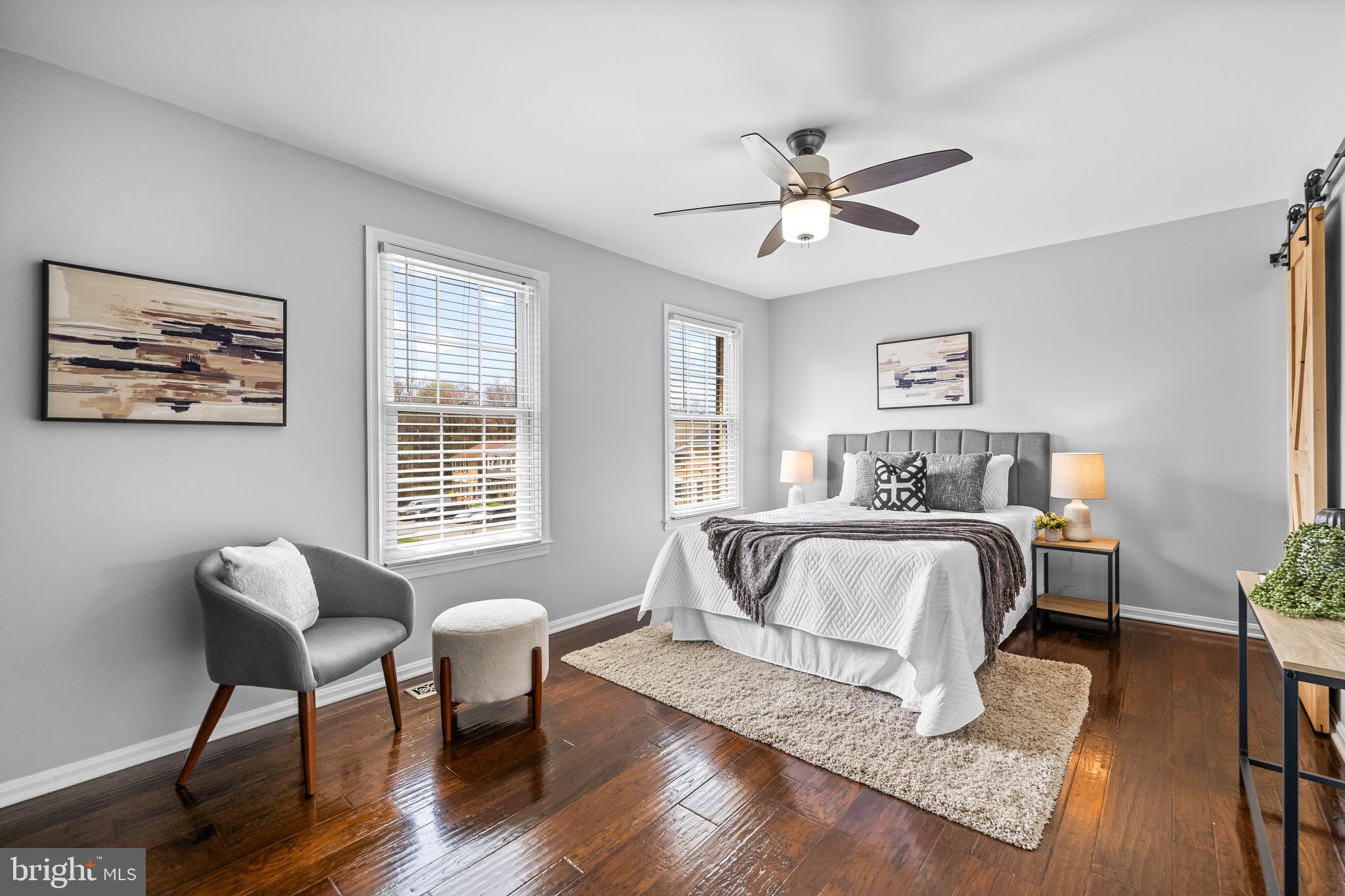 RICHARDSON MEWS - Residential