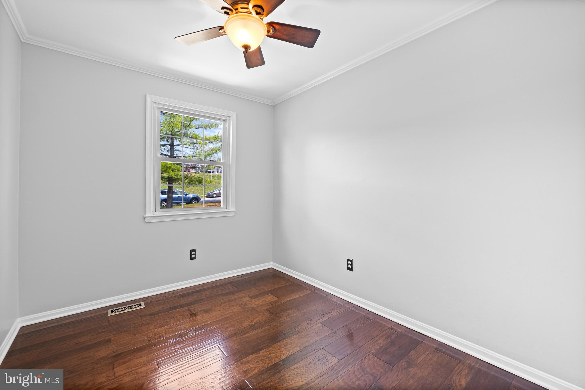 RICHARDSON MEWS - Residential