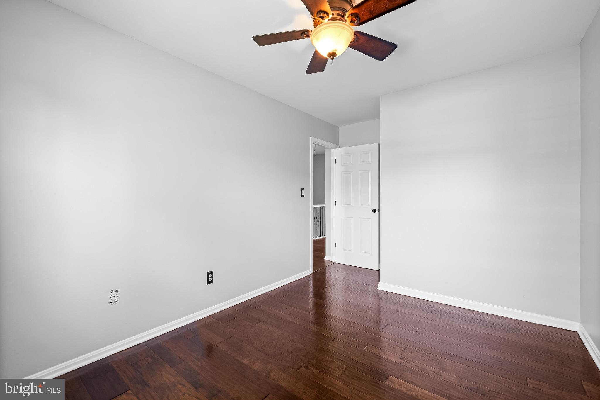 RICHARDSON MEWS - Residential