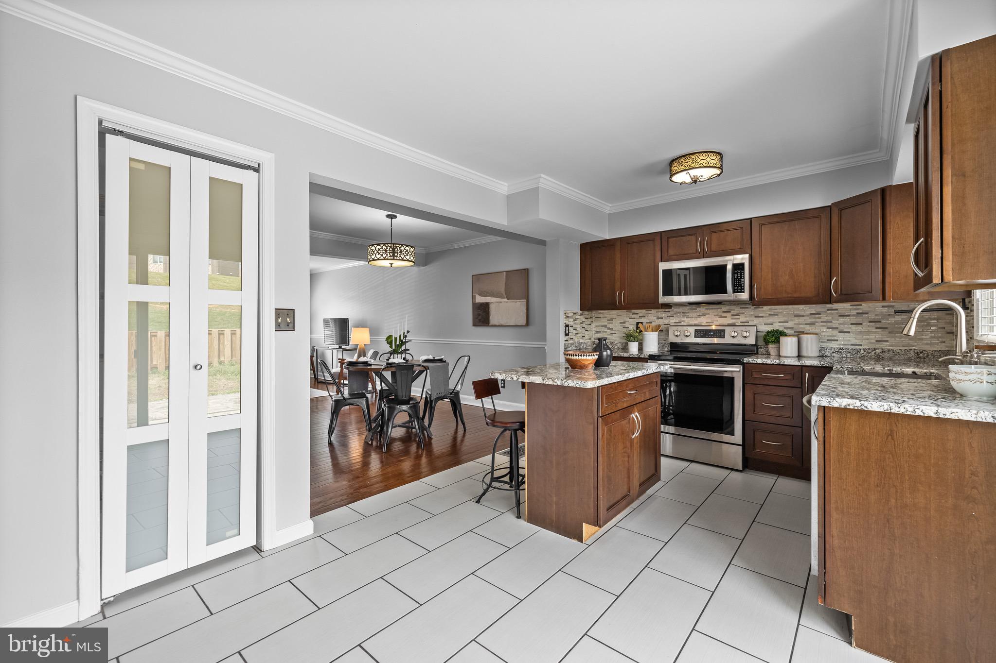 RICHARDSON MEWS - Residential