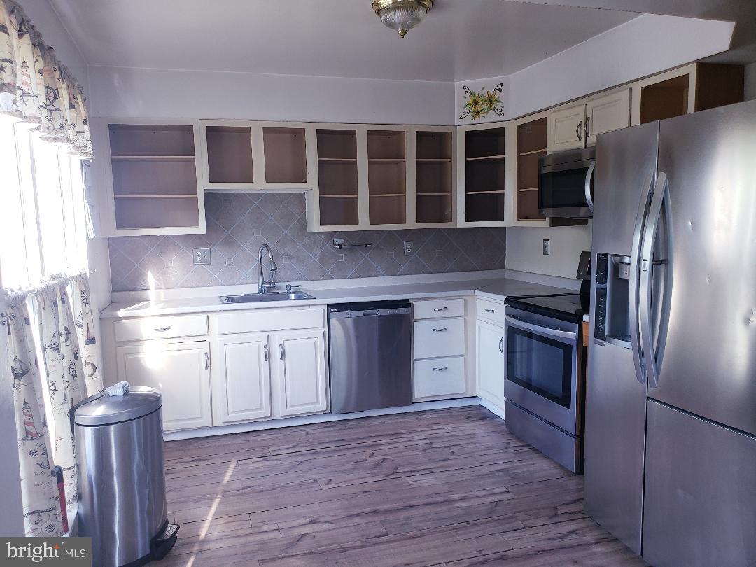 SENTRY WOODS - Residential