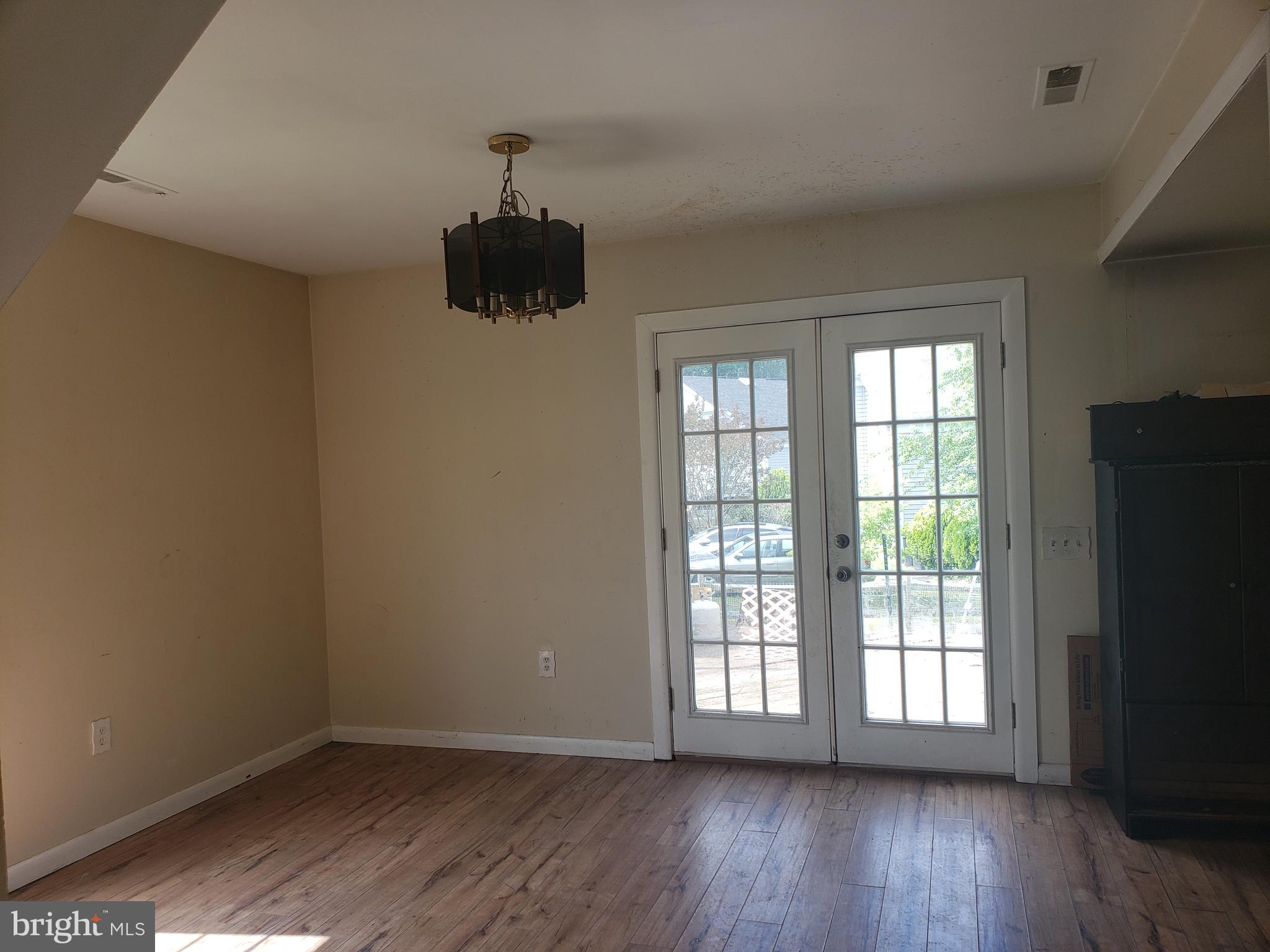 SENTRY WOODS - Residential