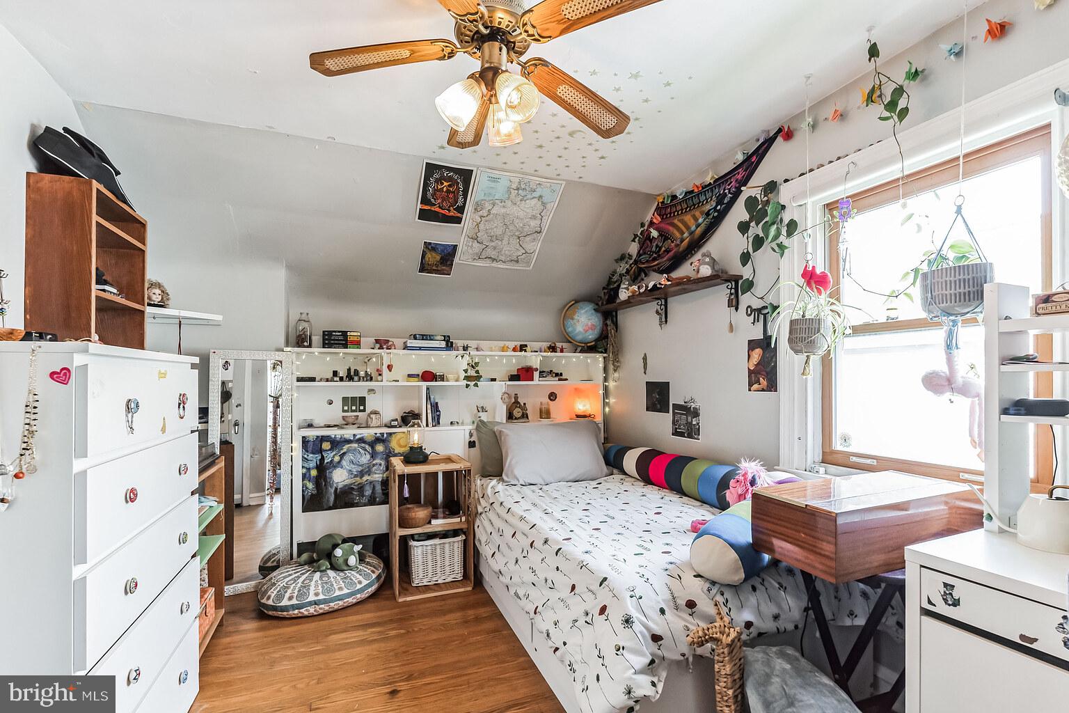 JENKINTOWN - Residential