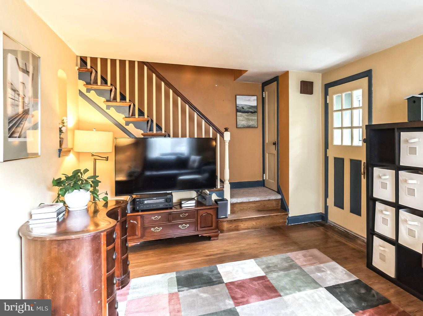 JENKINTOWN - Residential
