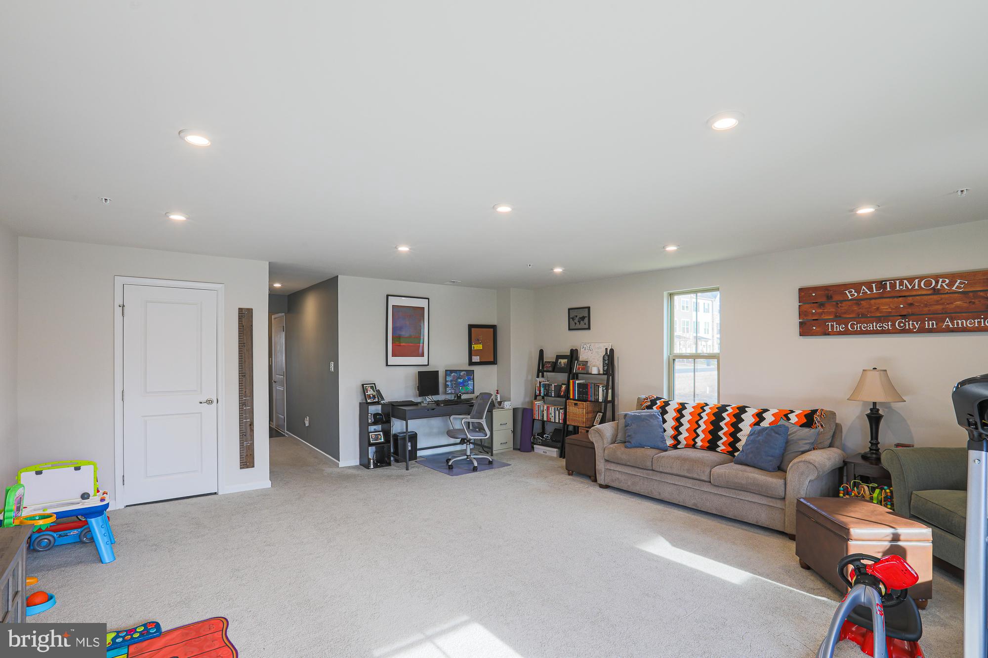 TOWNES AT BYNUM RUN - Residential