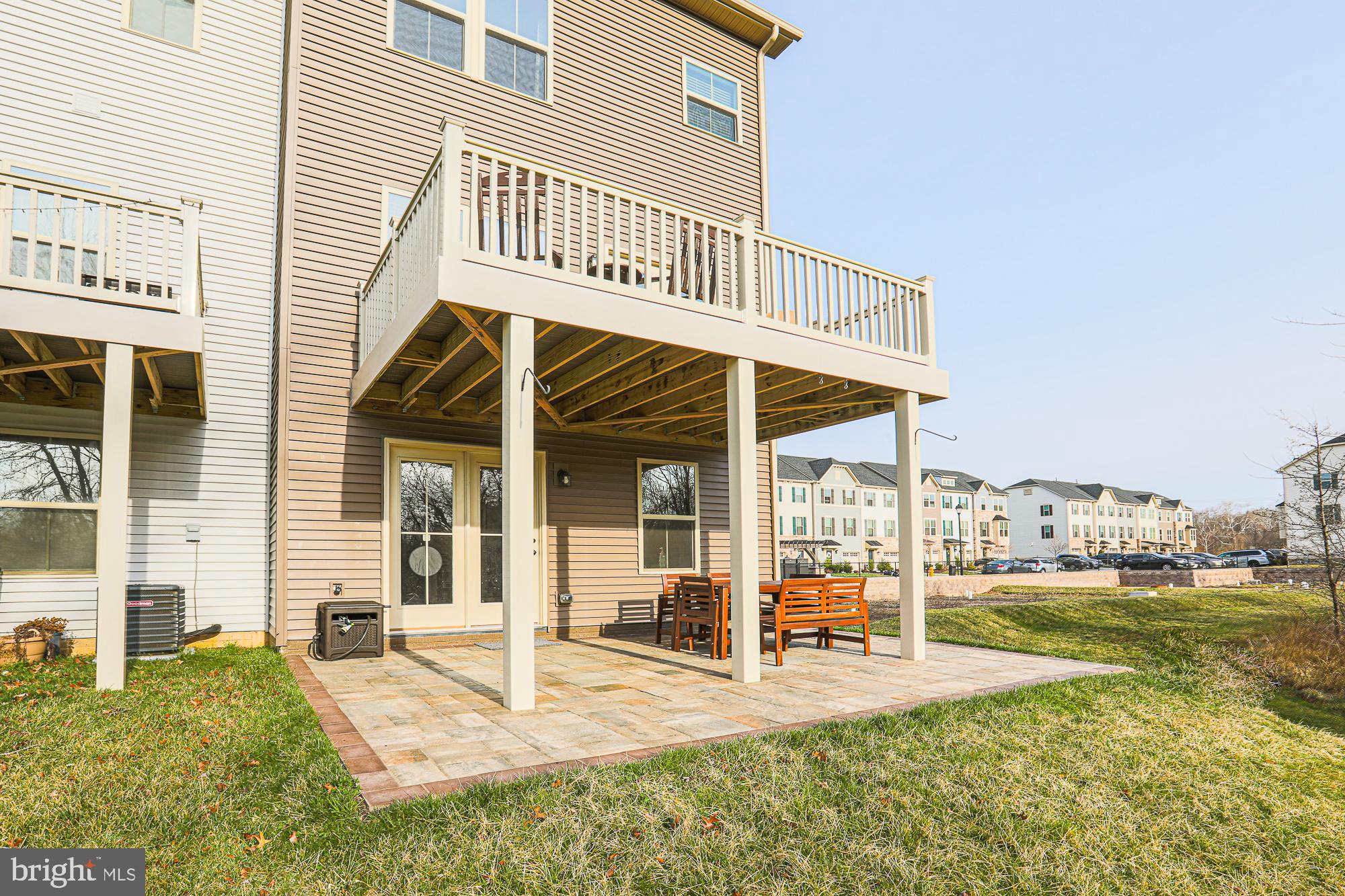 TOWNES AT BYNUM RUN - Residential