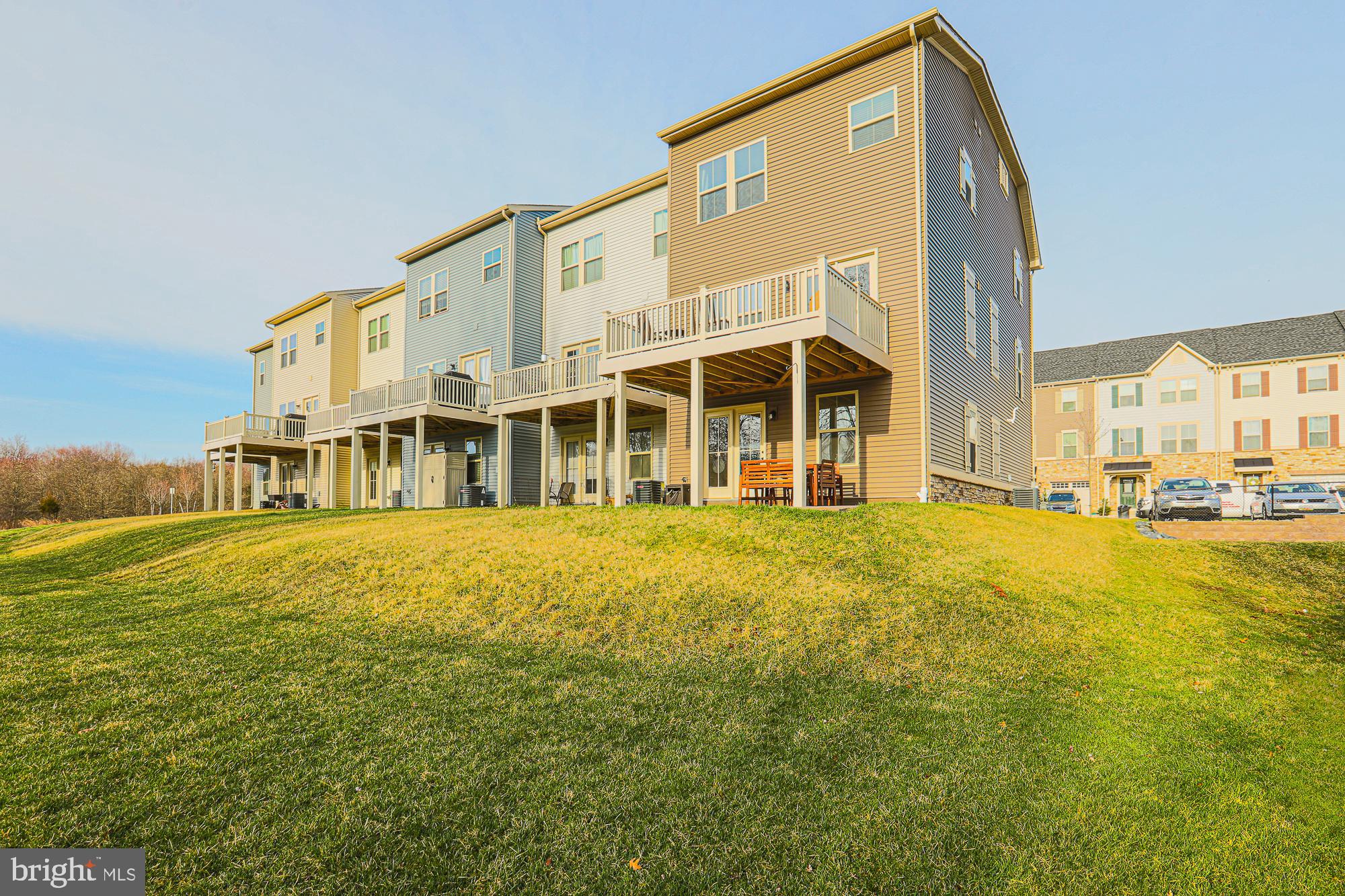 TOWNES AT BYNUM RUN - Residential