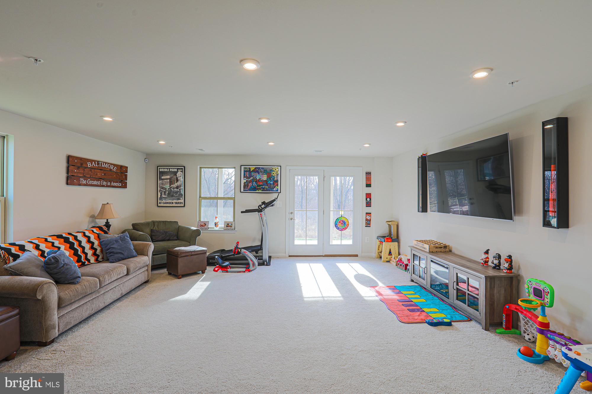 TOWNES AT BYNUM RUN - Residential