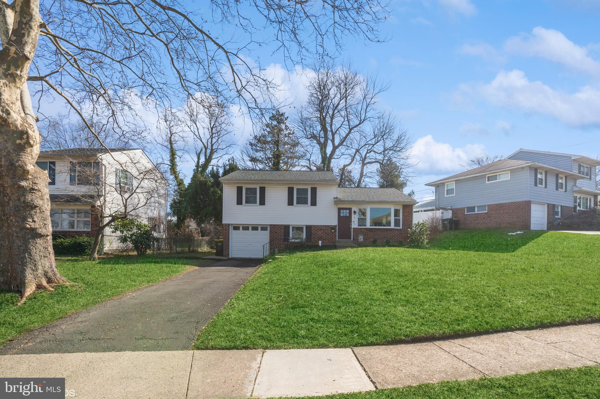 WILLOW RUN - Residential