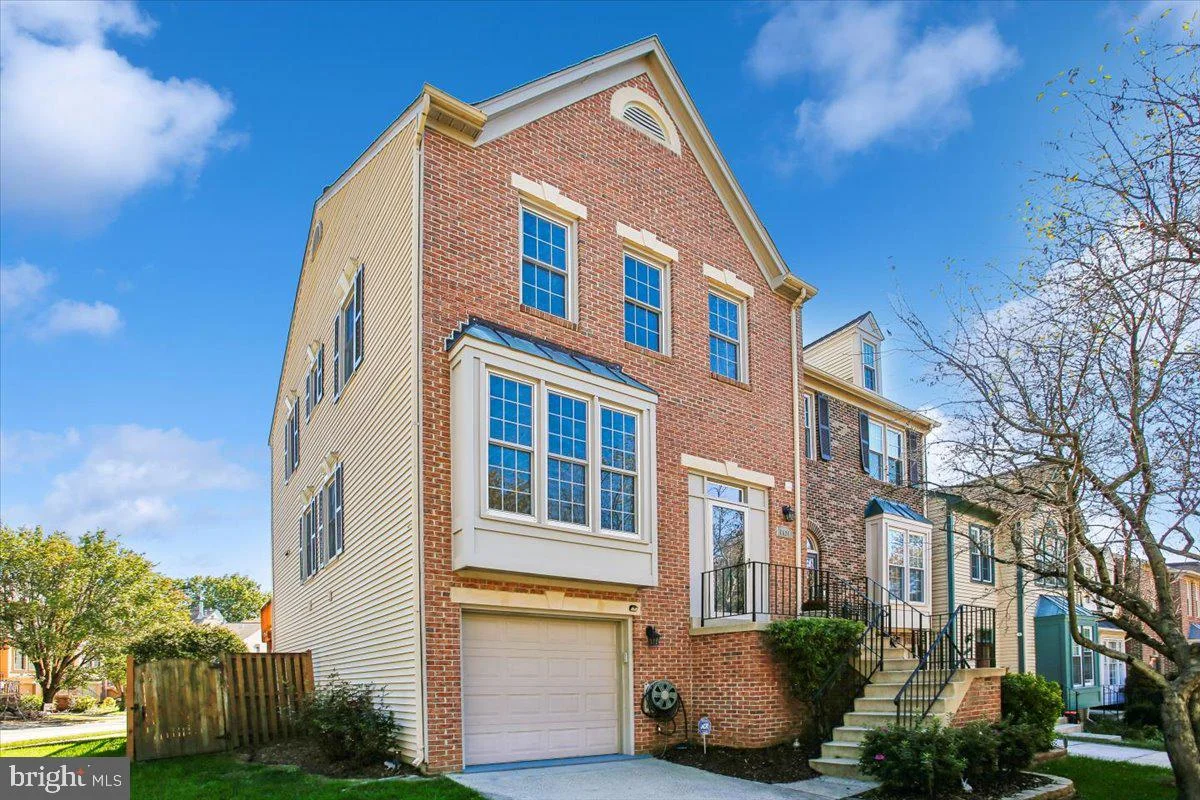 6429 English Ivy Court