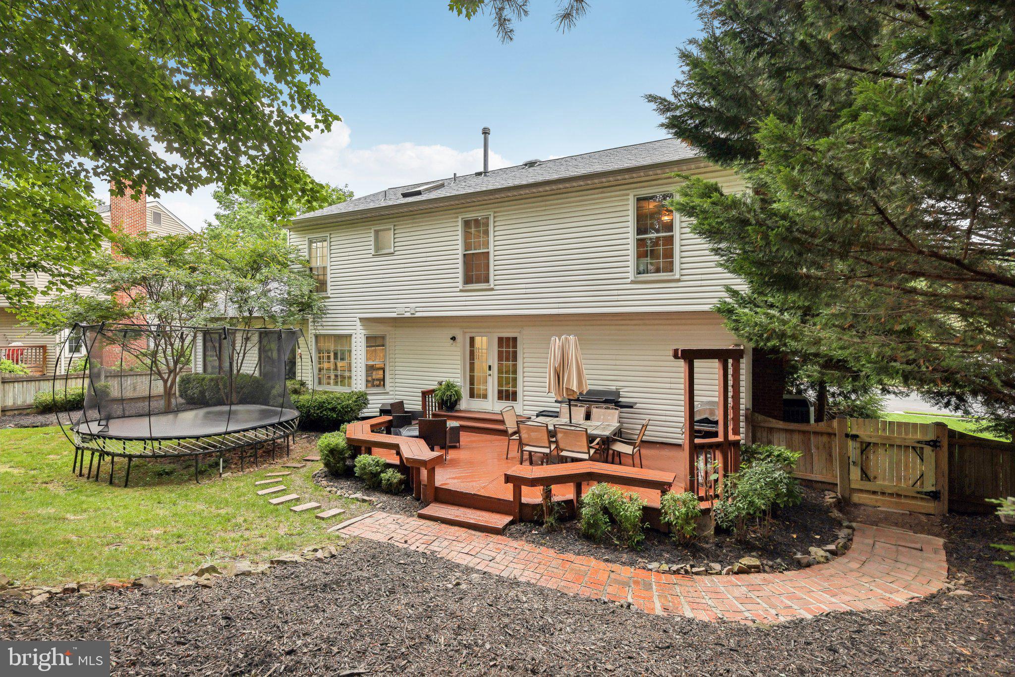 LITTLE ROCKY RUN - Residential