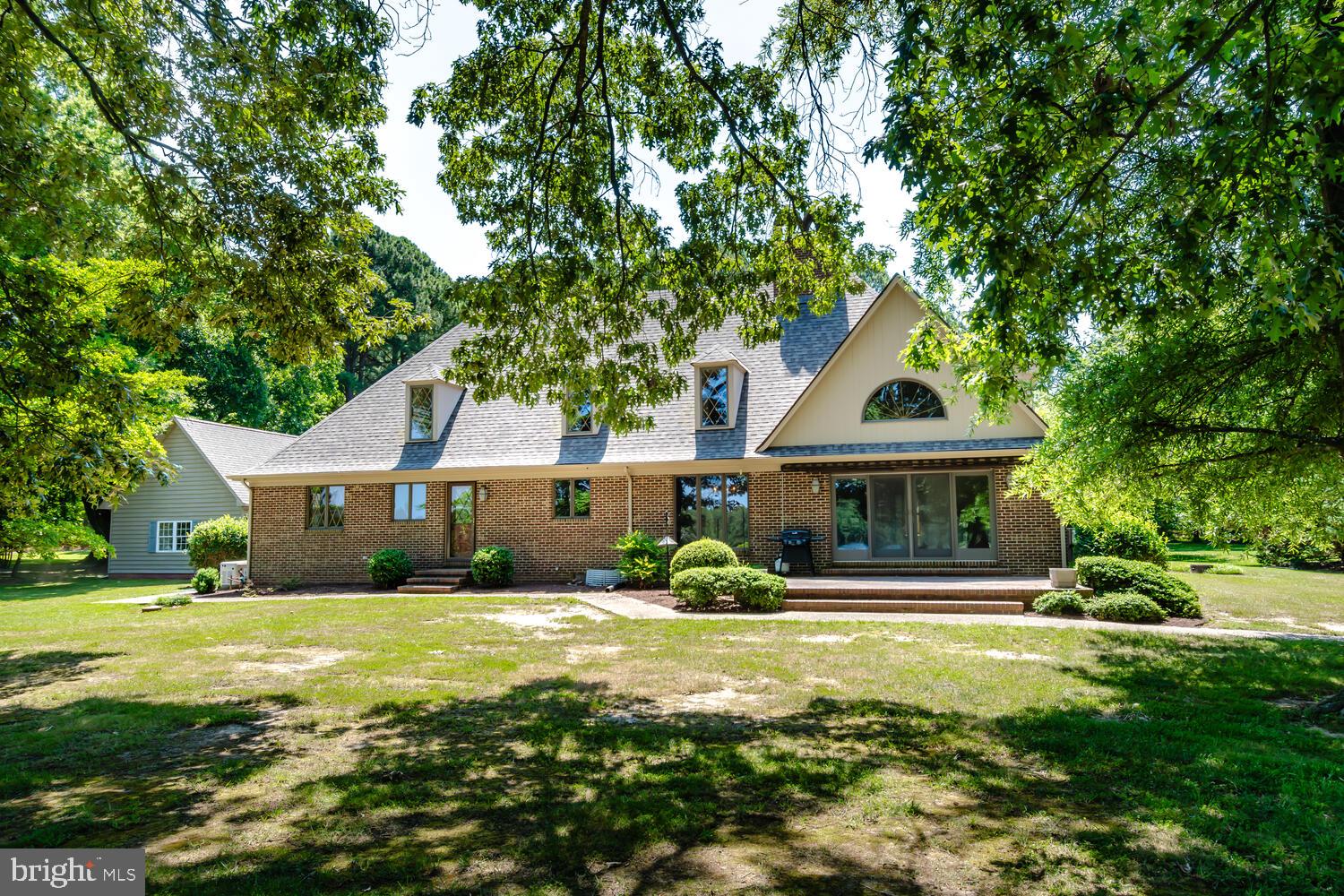 TUNIS MILLS - Residential